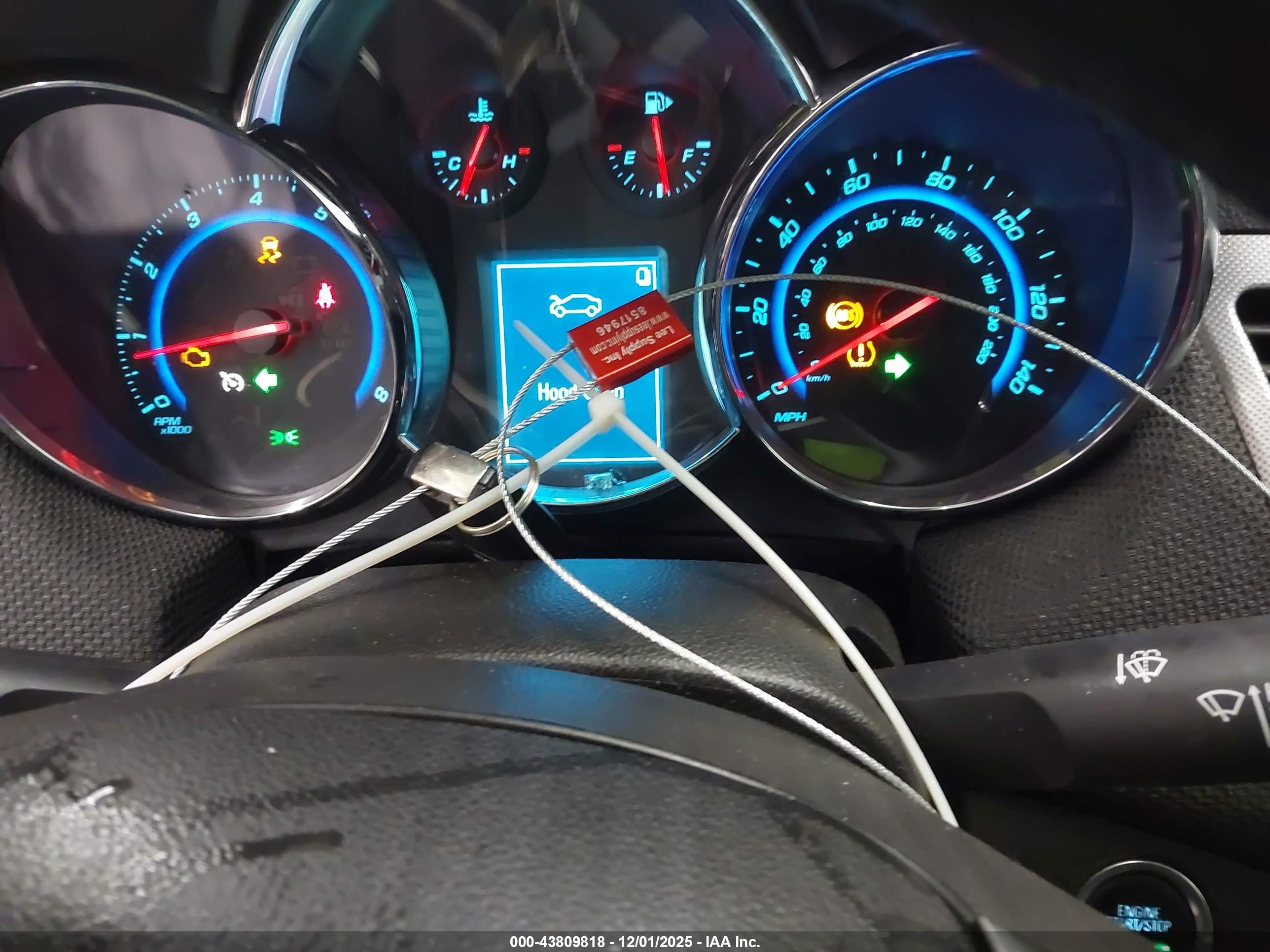 CHEVROLET CRUZE image 11