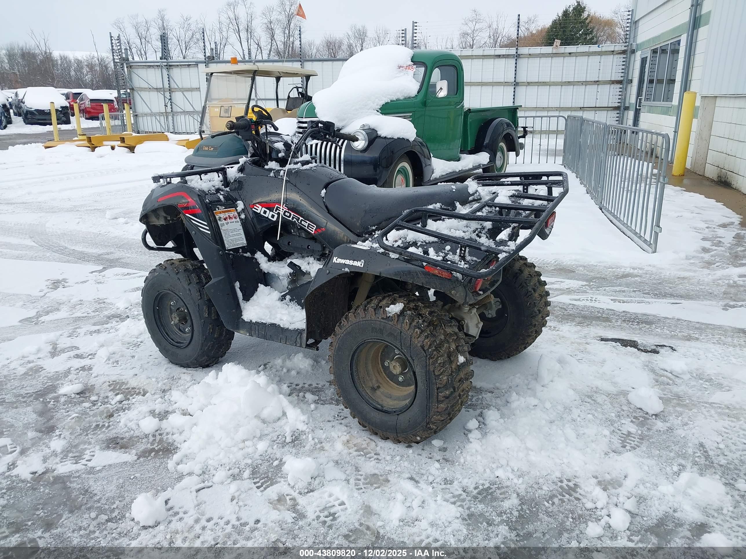 KAWASAKI KVF300 image 3
