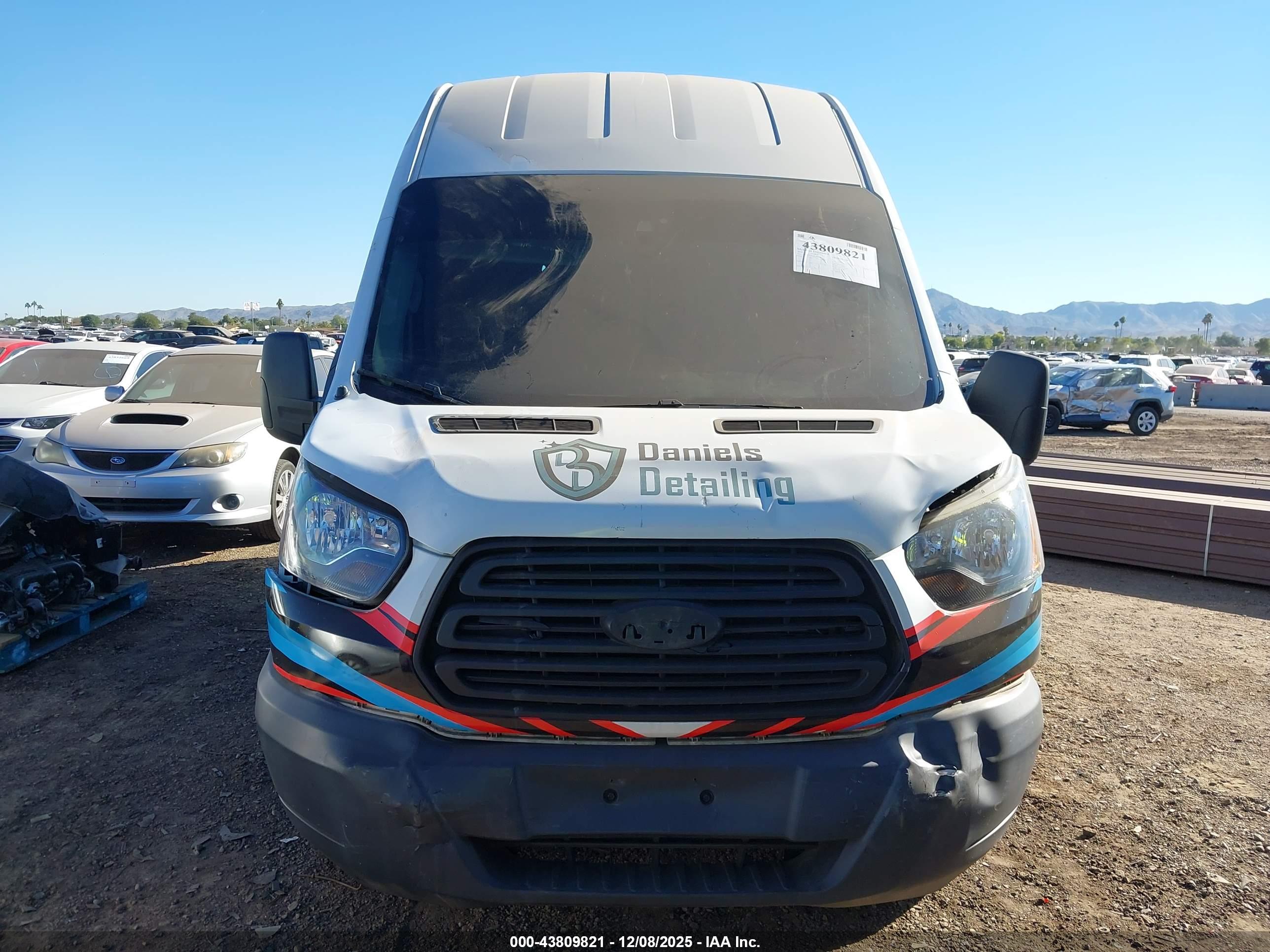 FORD TRANSIT-250 image 6
