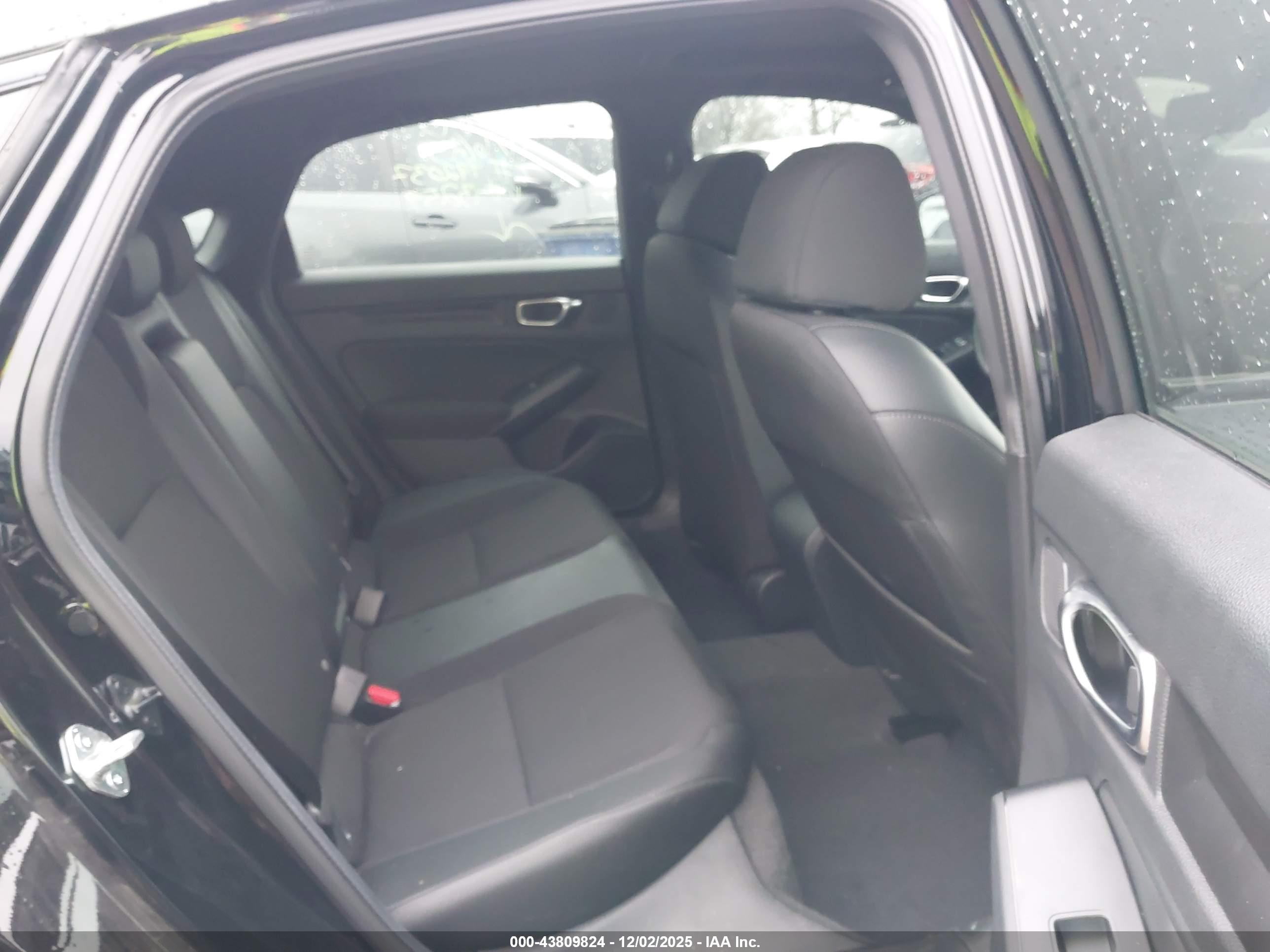 HONDA CIVIC image 8