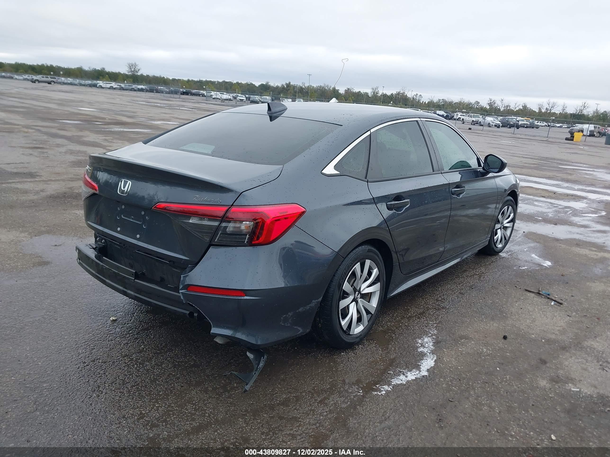 HONDA CIVIC image 4