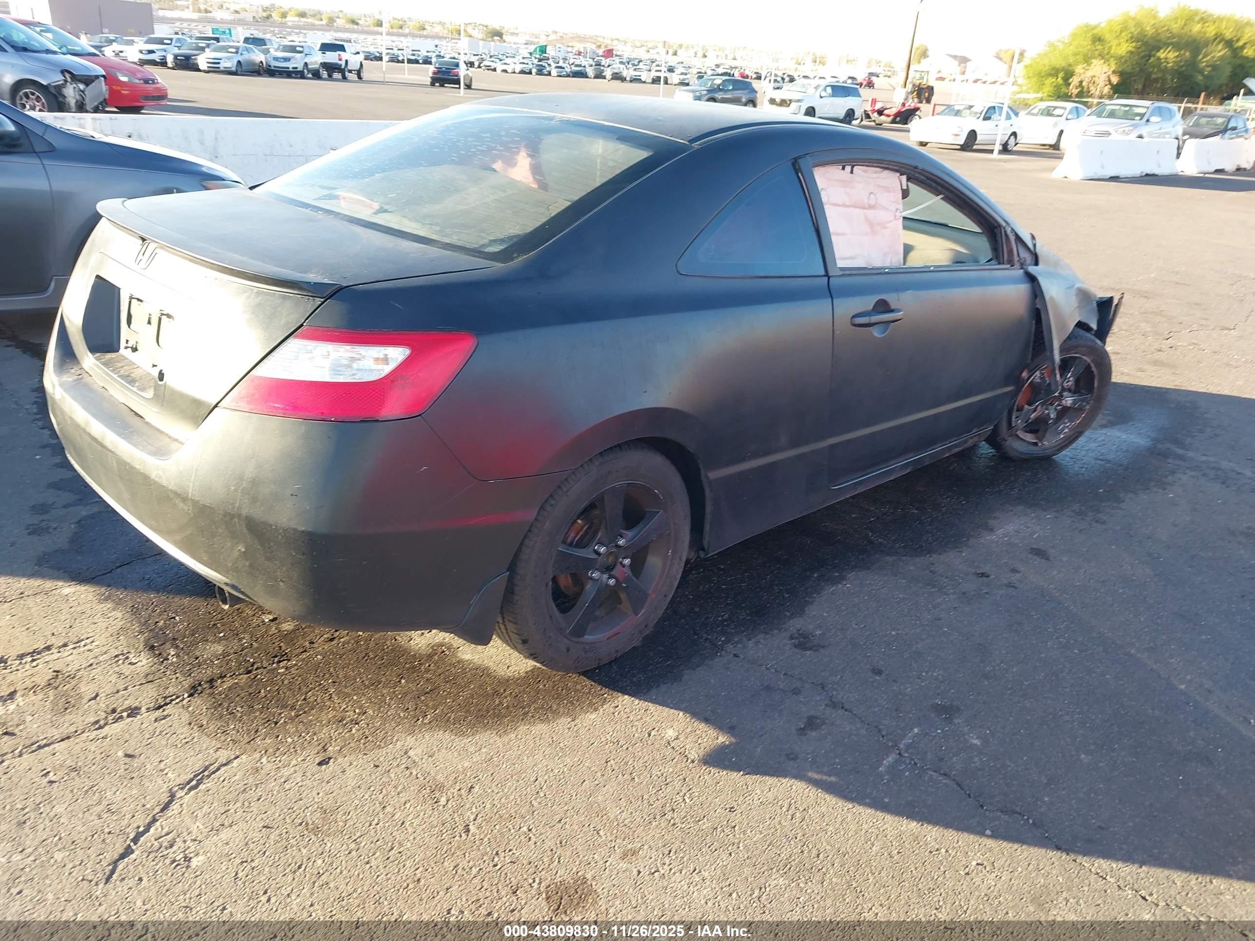 HONDA CIVIC image 4