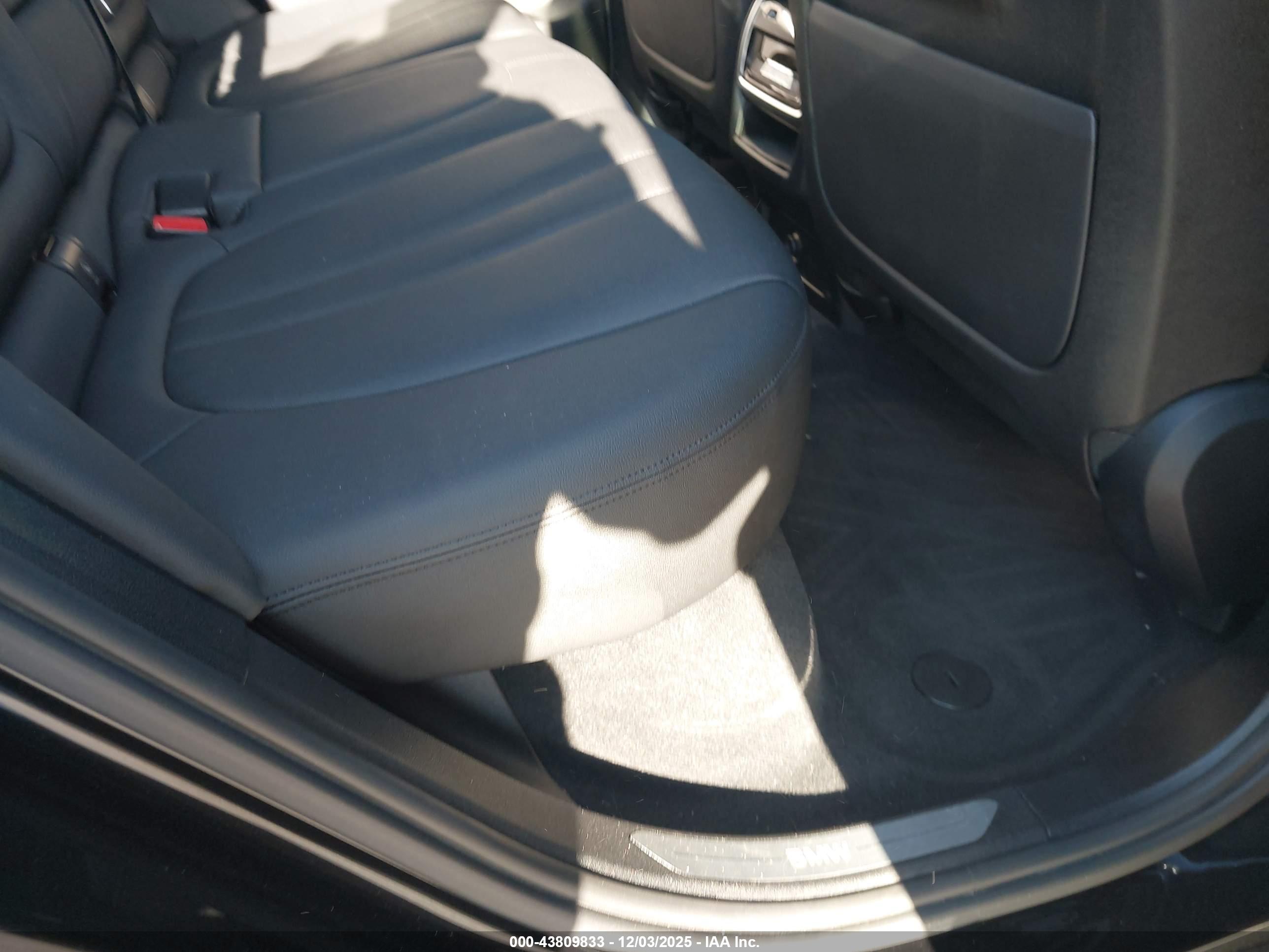 BMW X5 image 8