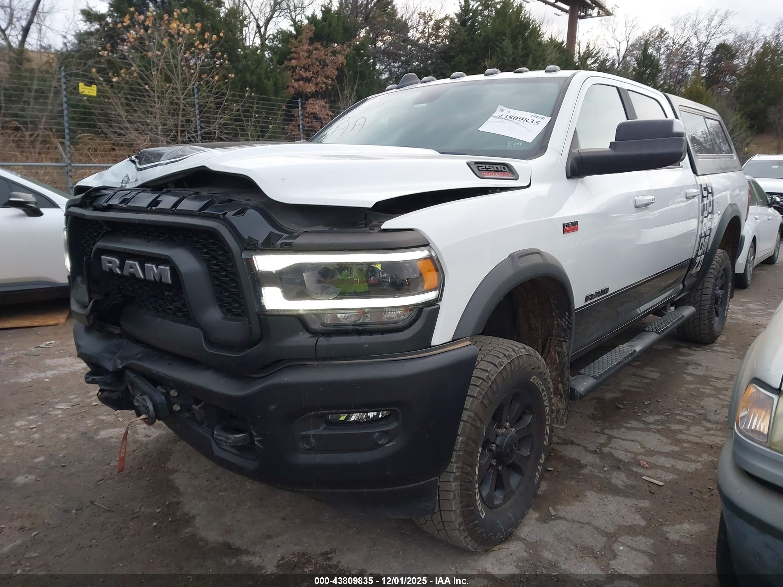 RAM 2500 image 2
