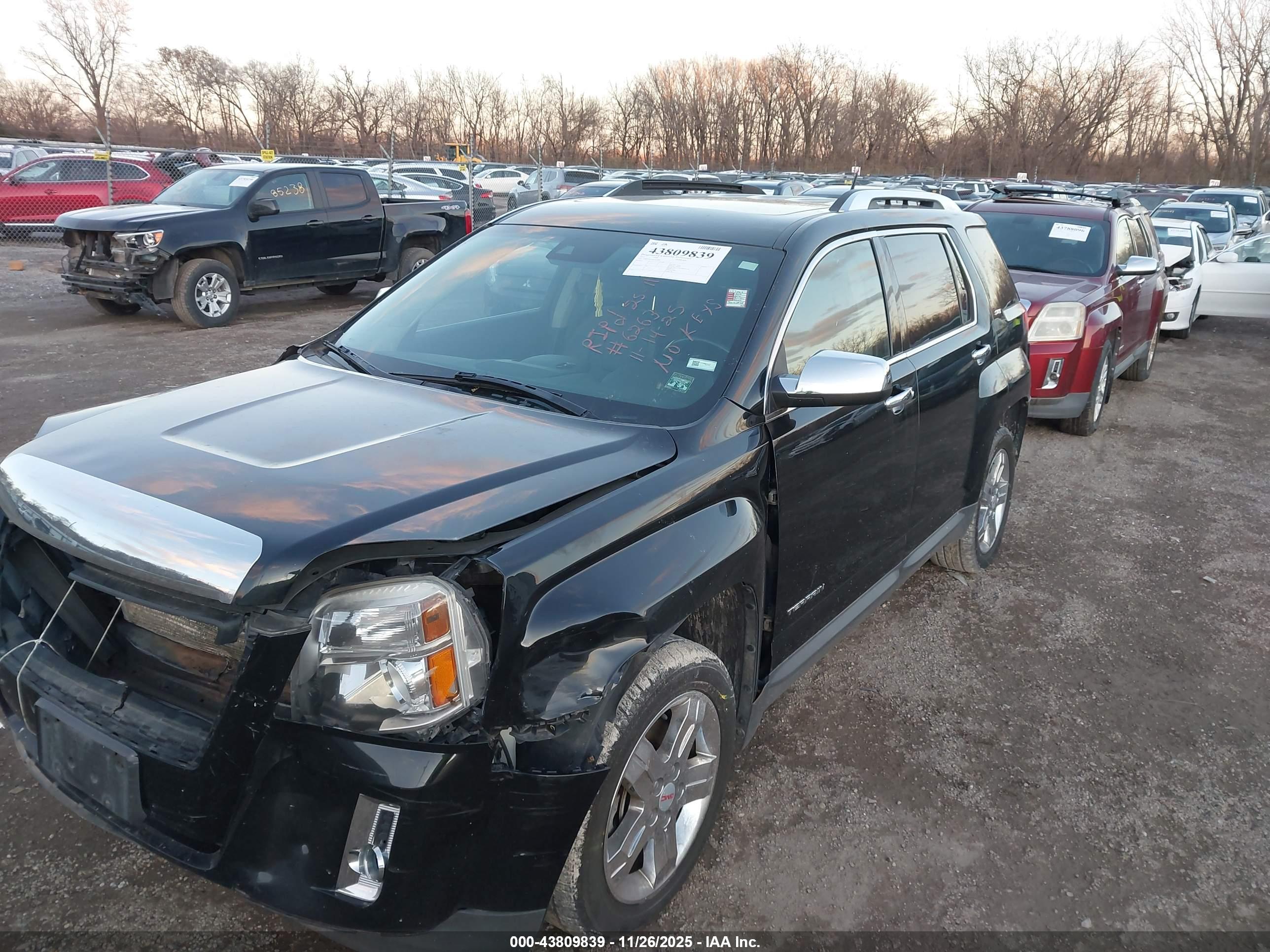 GMC TERRAIN image 2