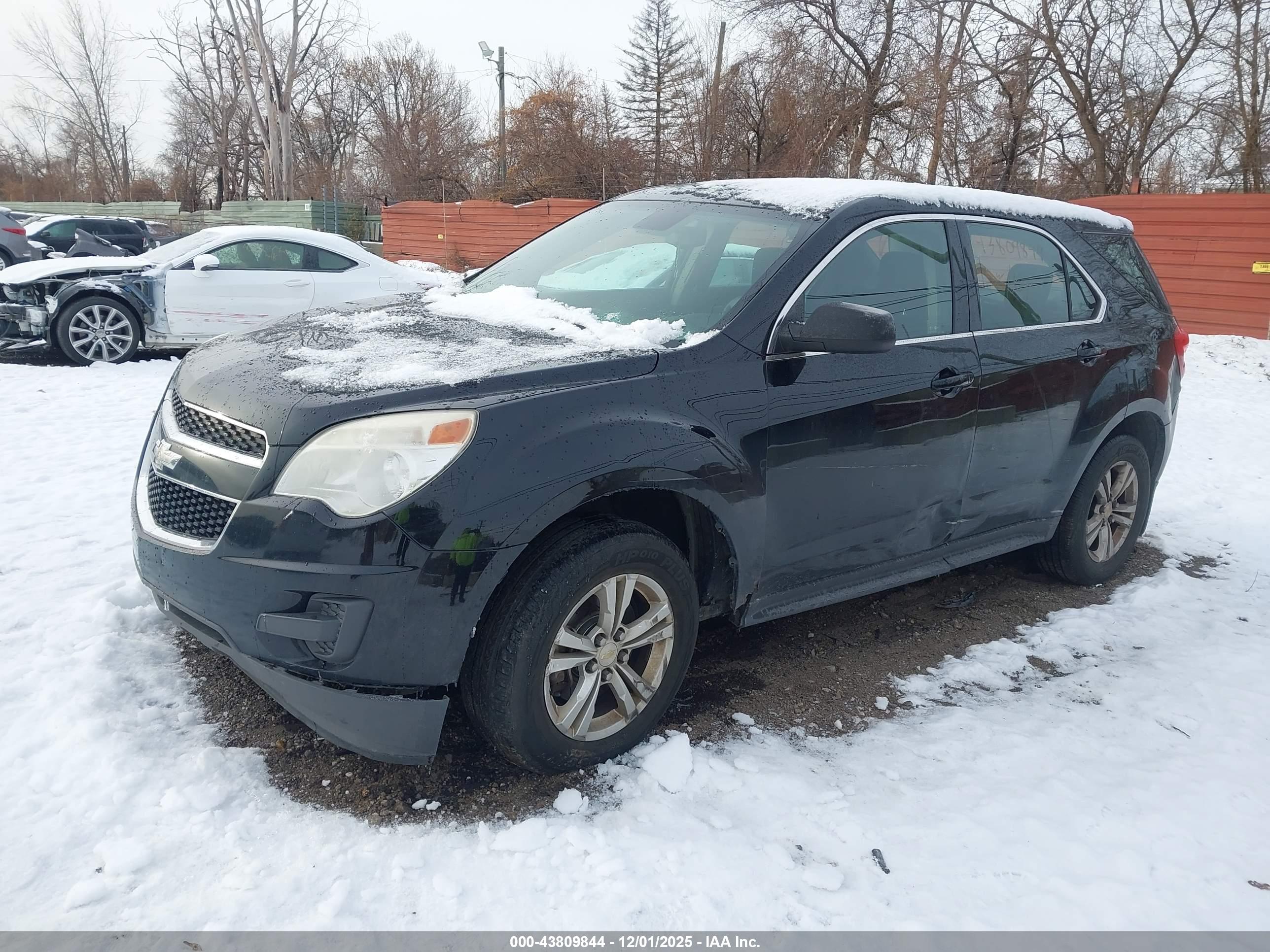 CHEVROLET EQUINOX image 2
