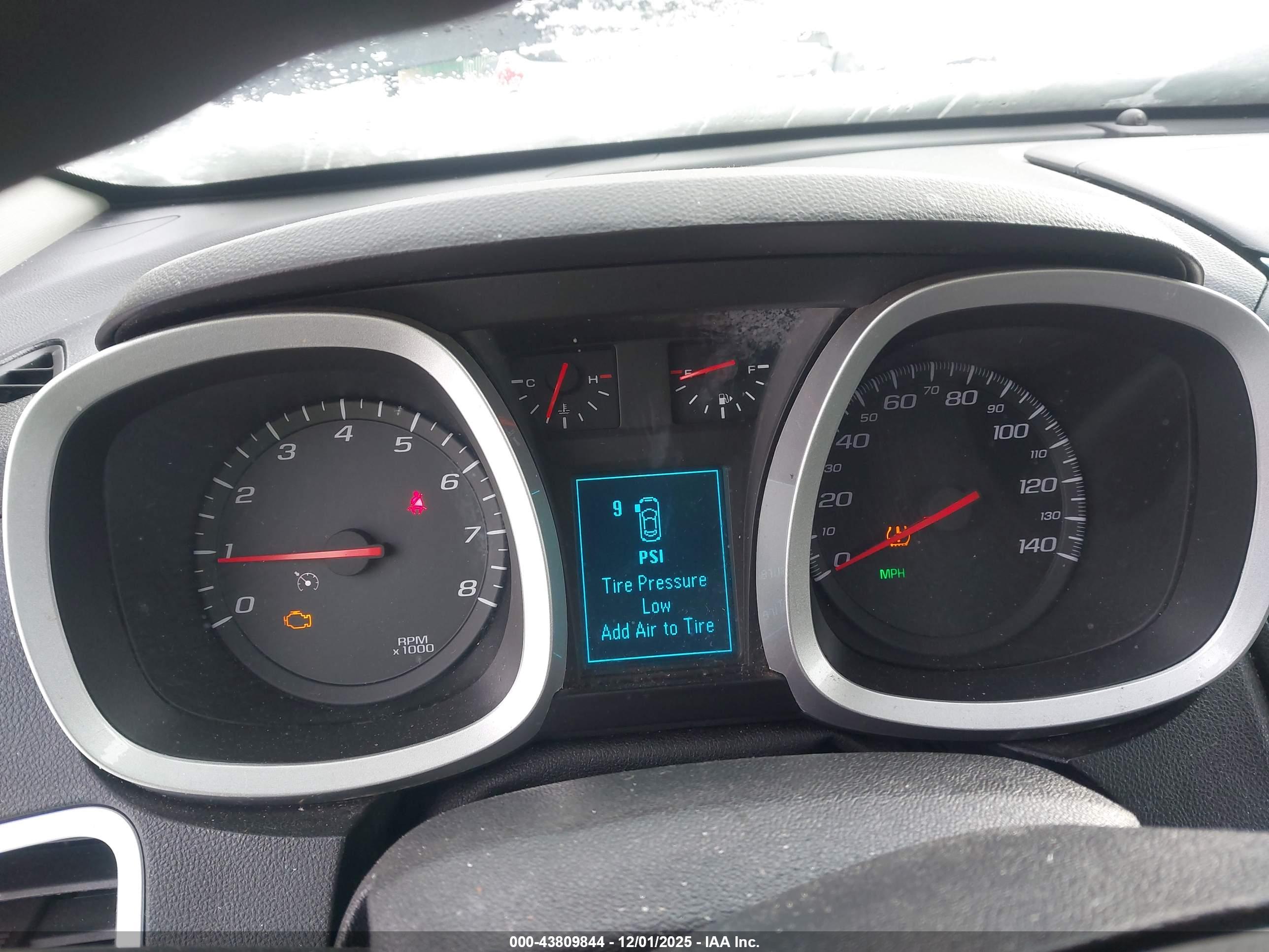 CHEVROLET EQUINOX image 7
