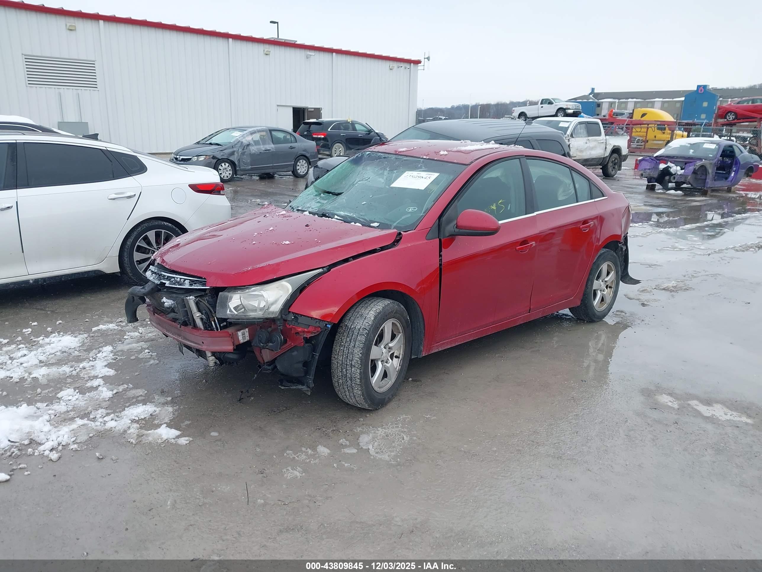 CHEVROLET CRUZE image 2