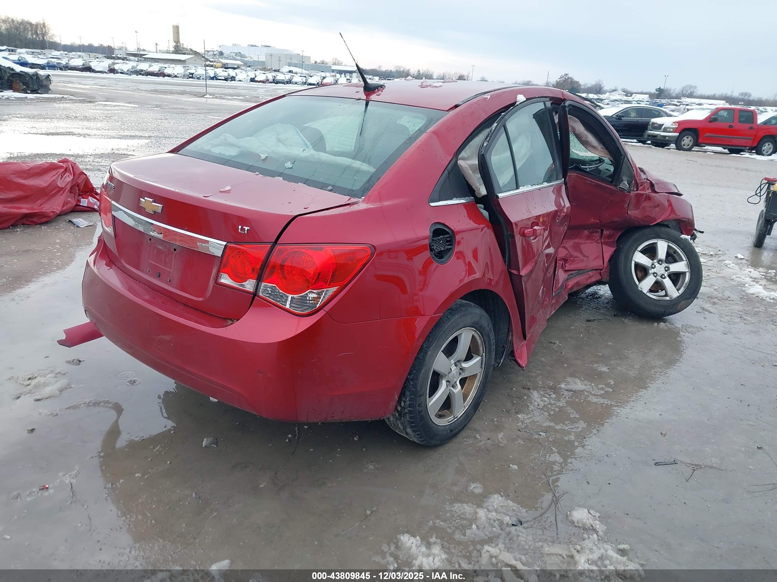 CHEVROLET CRUZE image 4