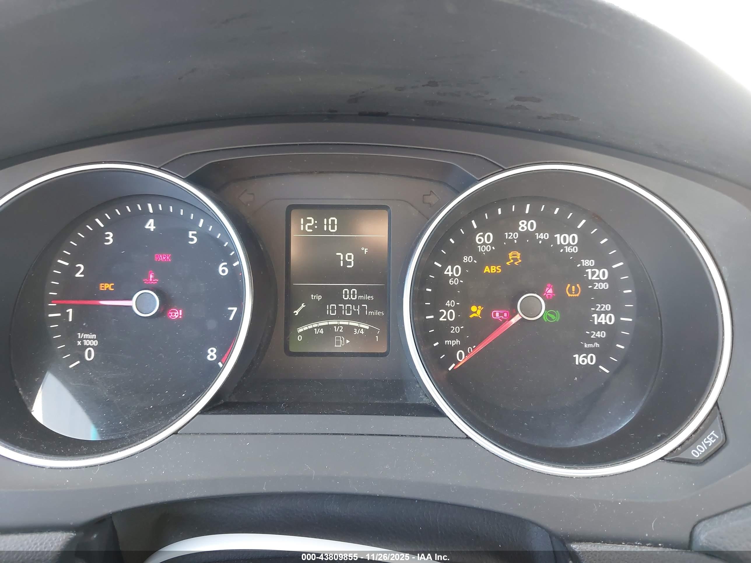 VOLKSWAGEN JETTA image 7