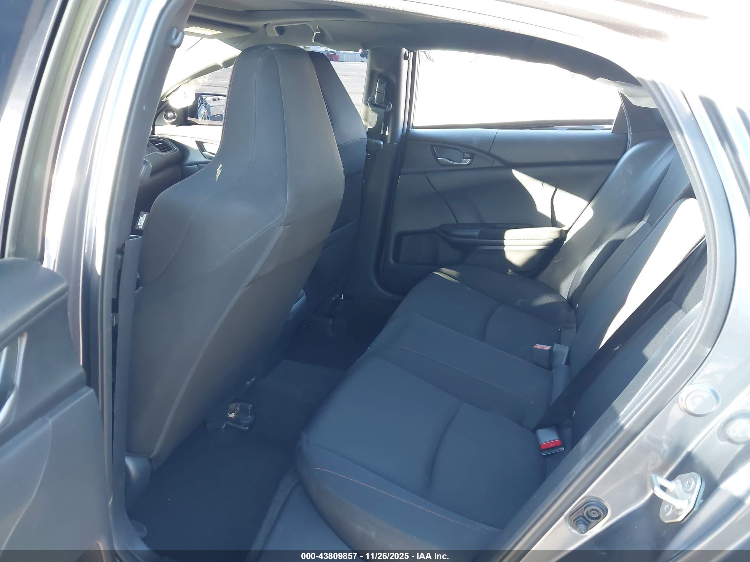 HONDA CIVIC image 8