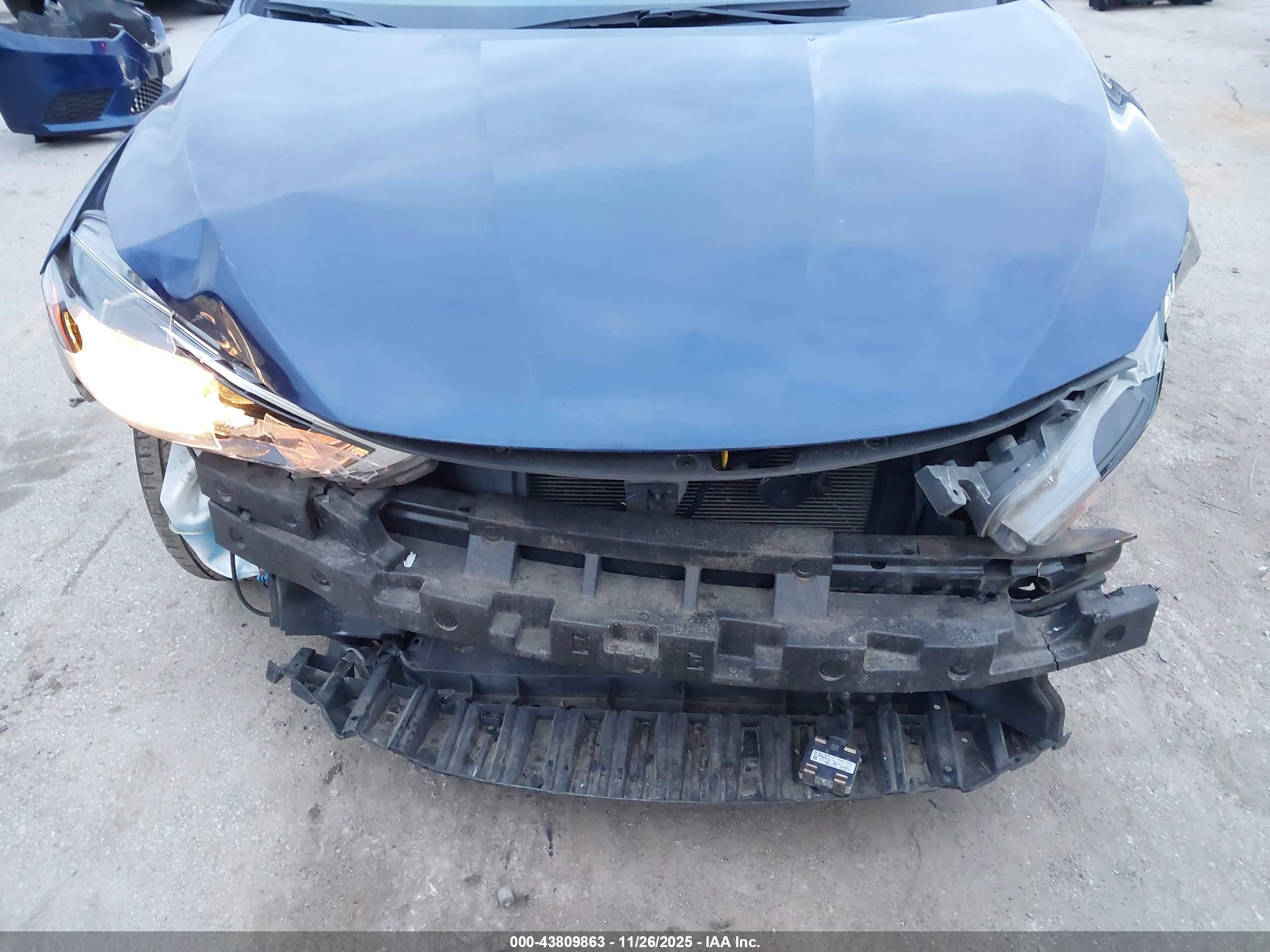 NISSAN SENTRA image 6