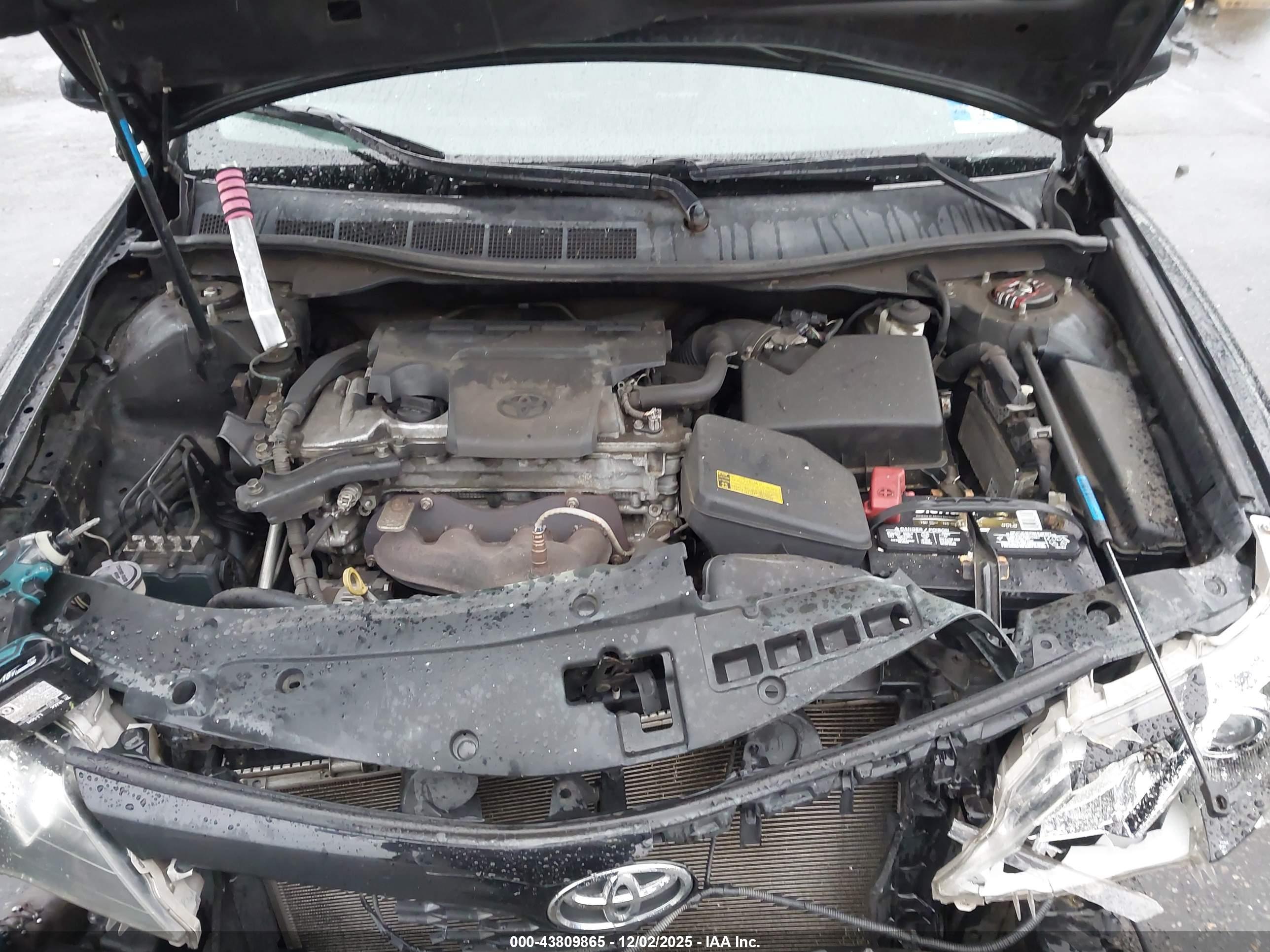 TOYOTA CAMRY image 10