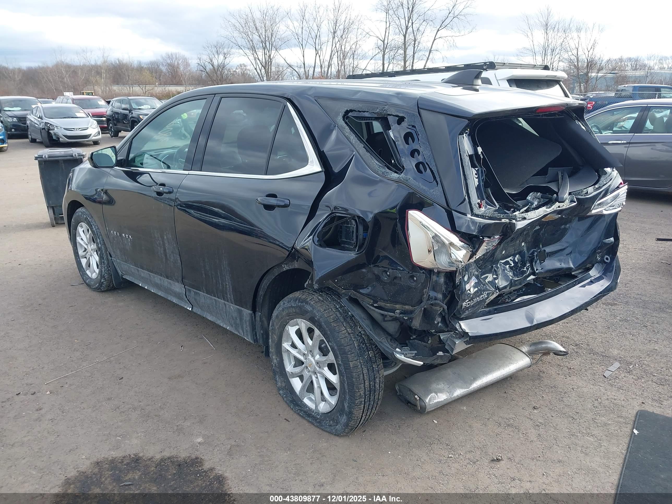 CHEVROLET EQUINOX image 3