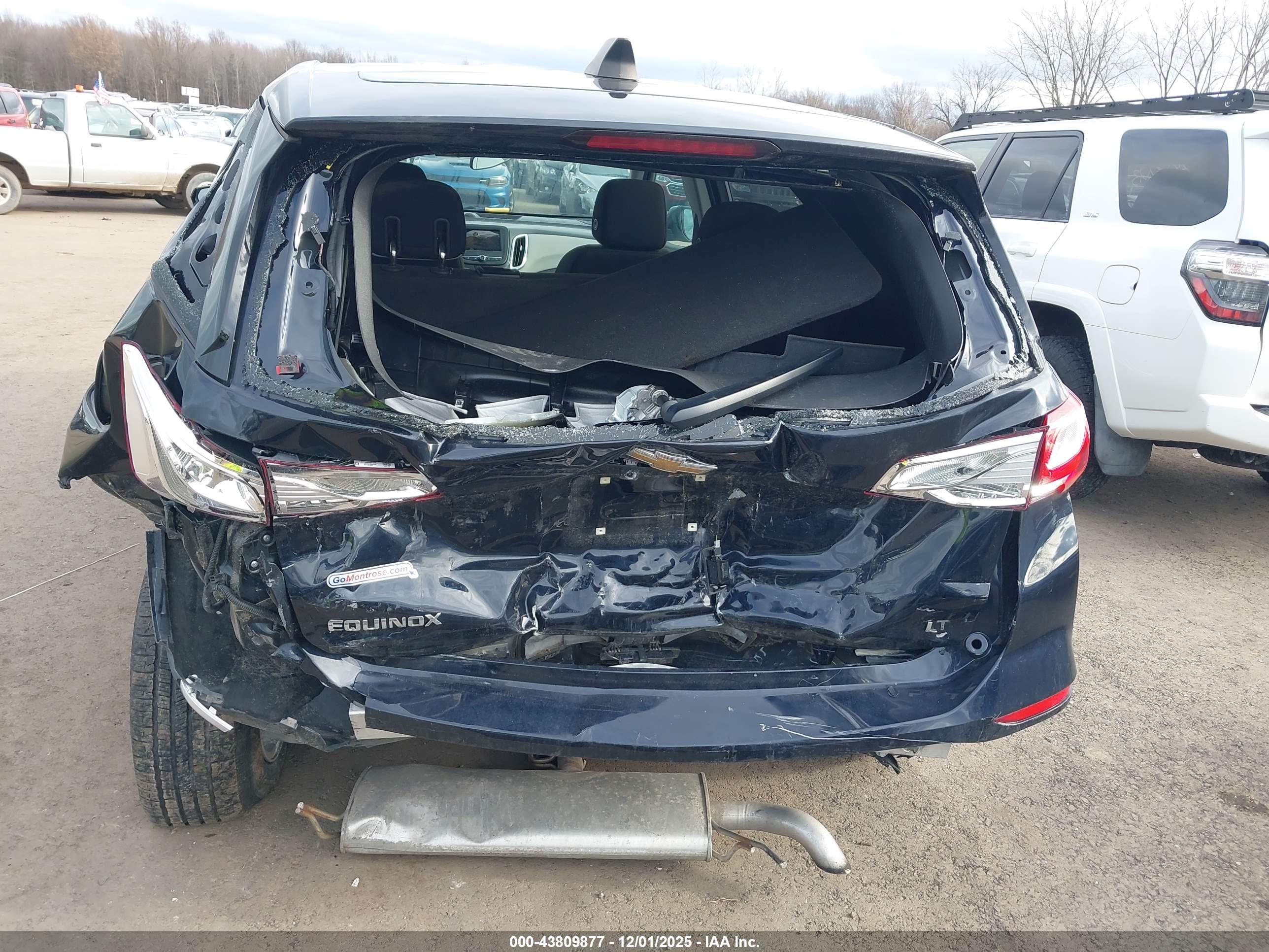 CHEVROLET EQUINOX image 6