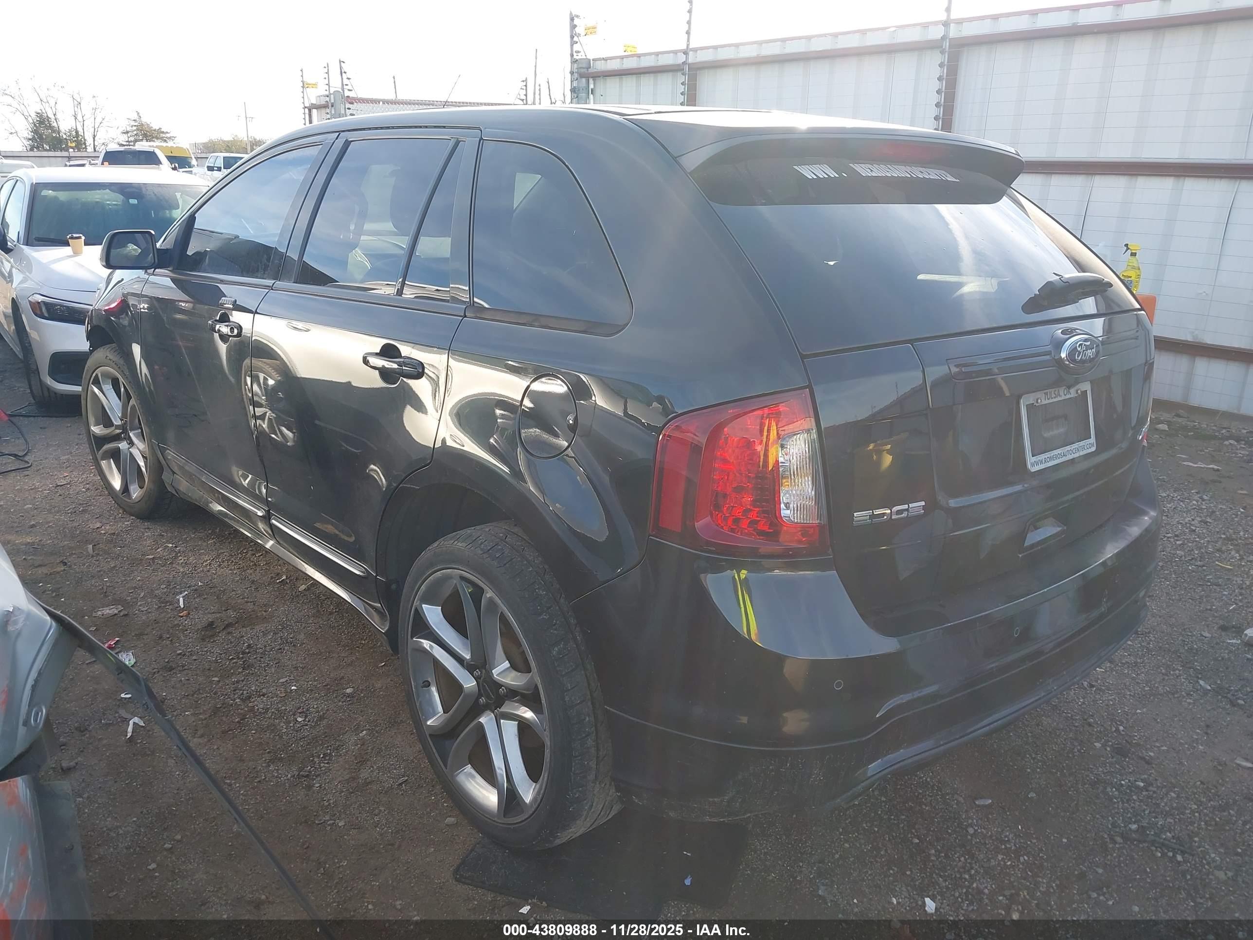 FORD EDGE image 3