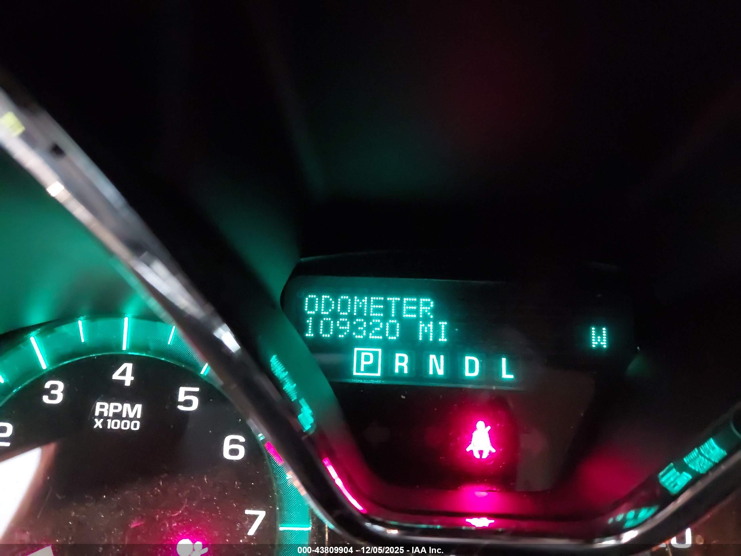 CHEVROLET TRAVERSE image 7