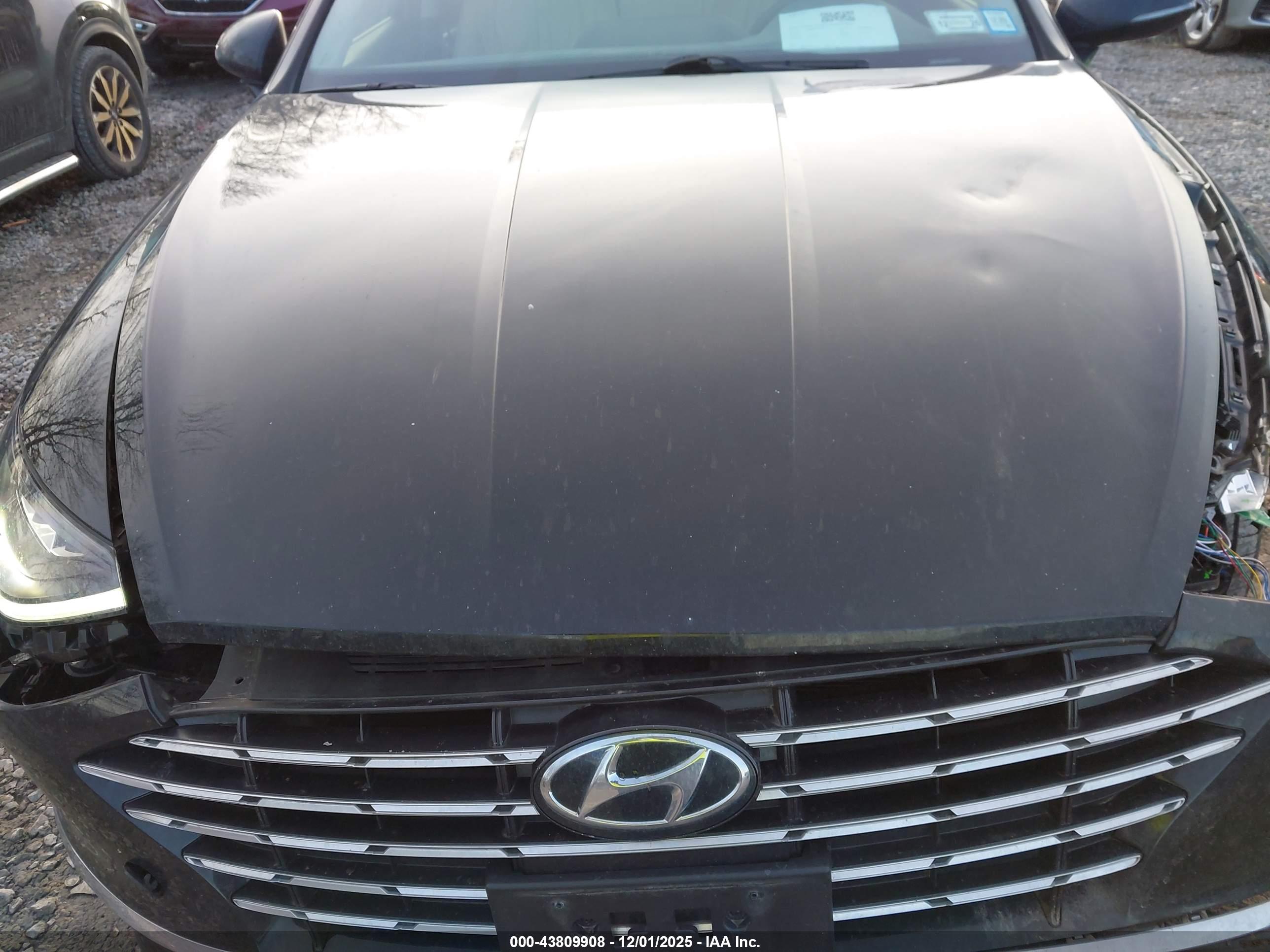 HYUNDAI SONATA image 10