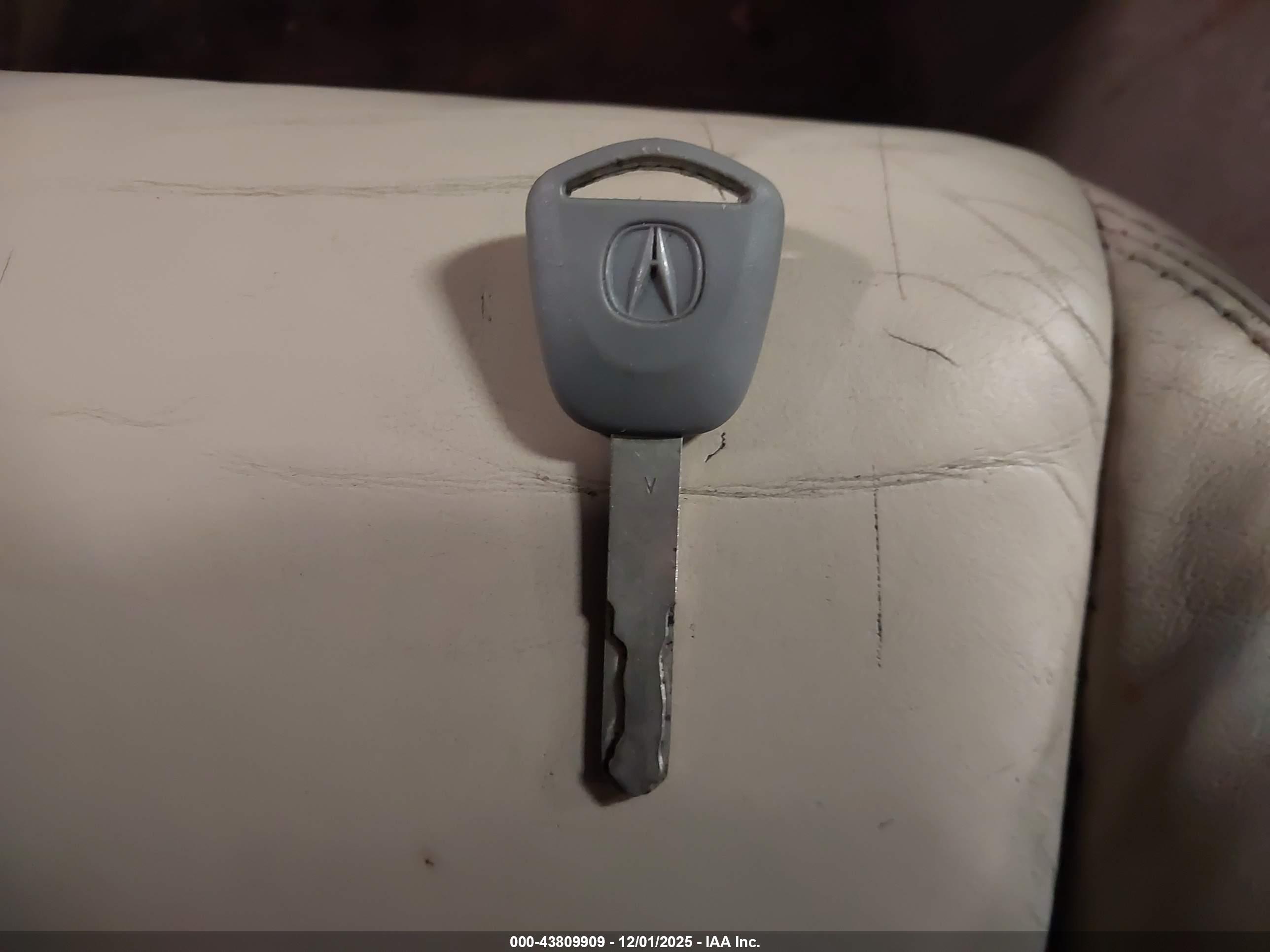 ACURA MDX image 11