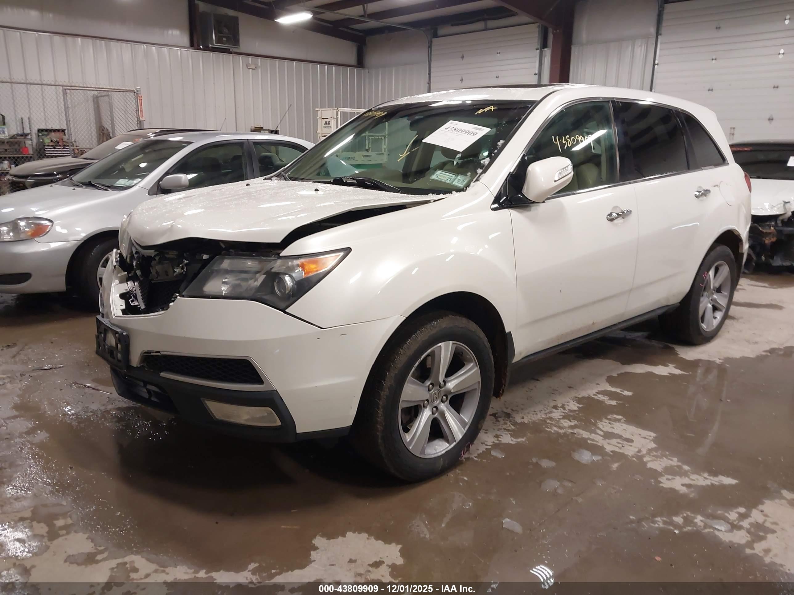 ACURA MDX image 2