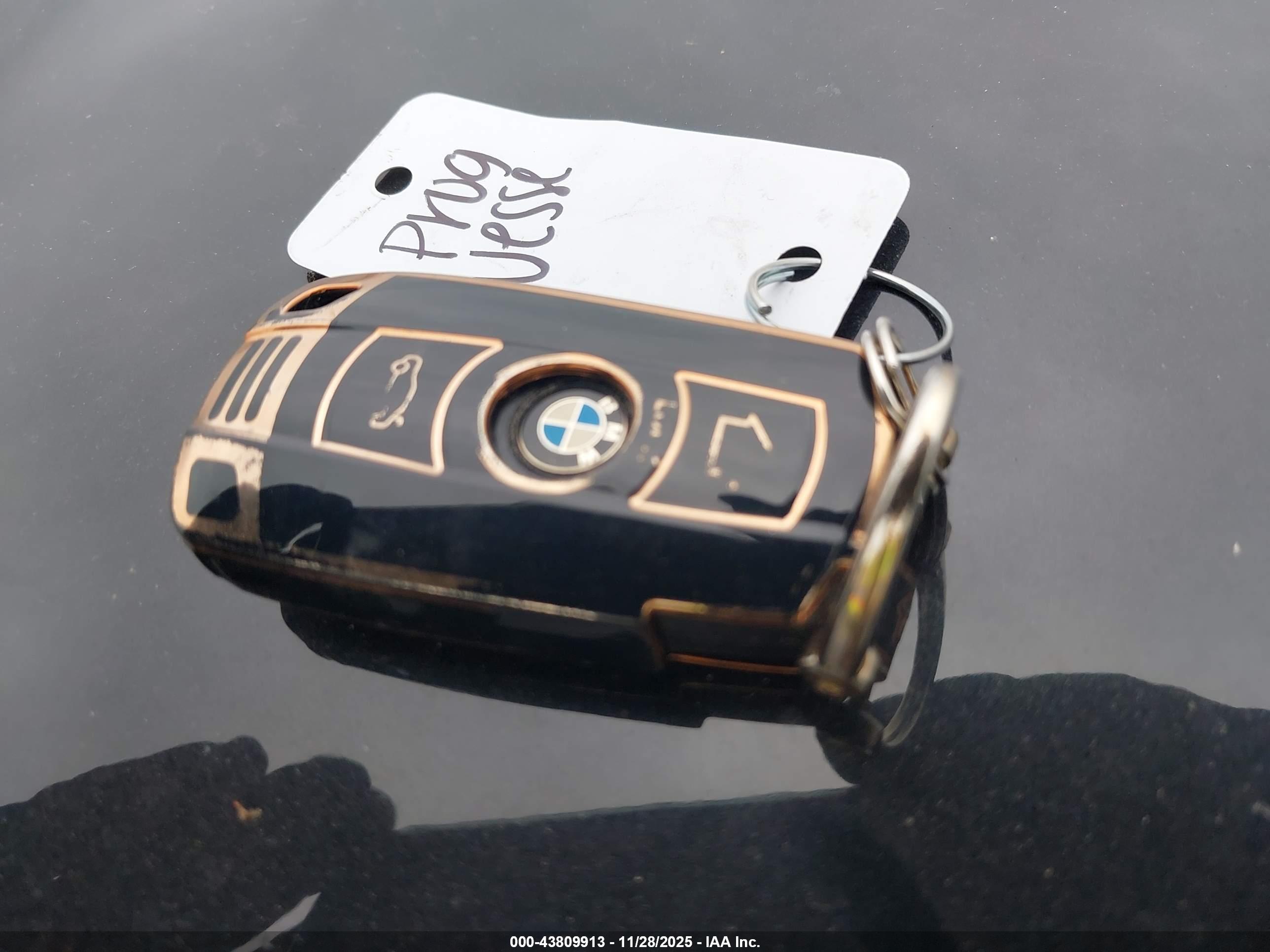 BMW 328I image 11