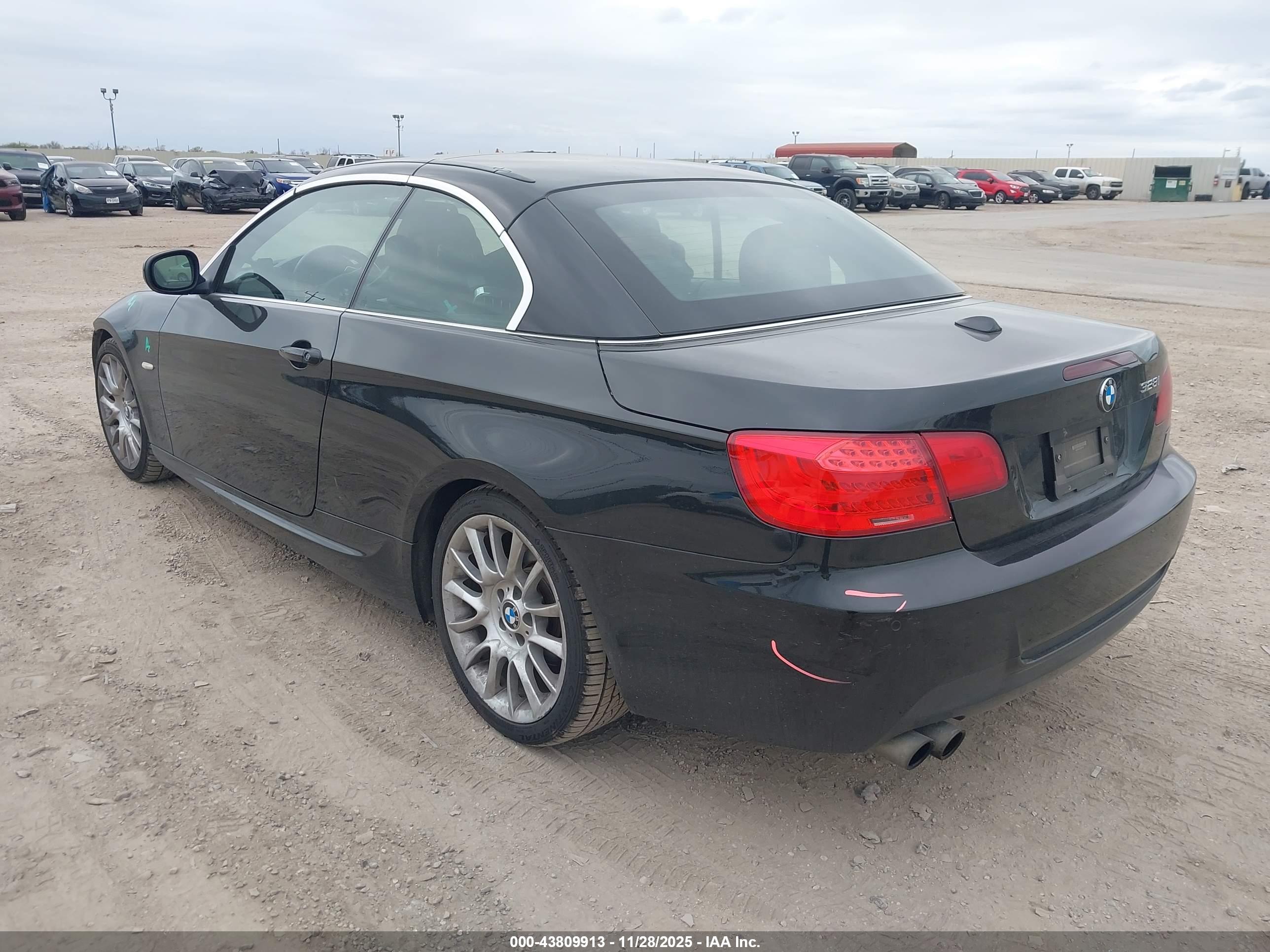 BMW 328I image 3