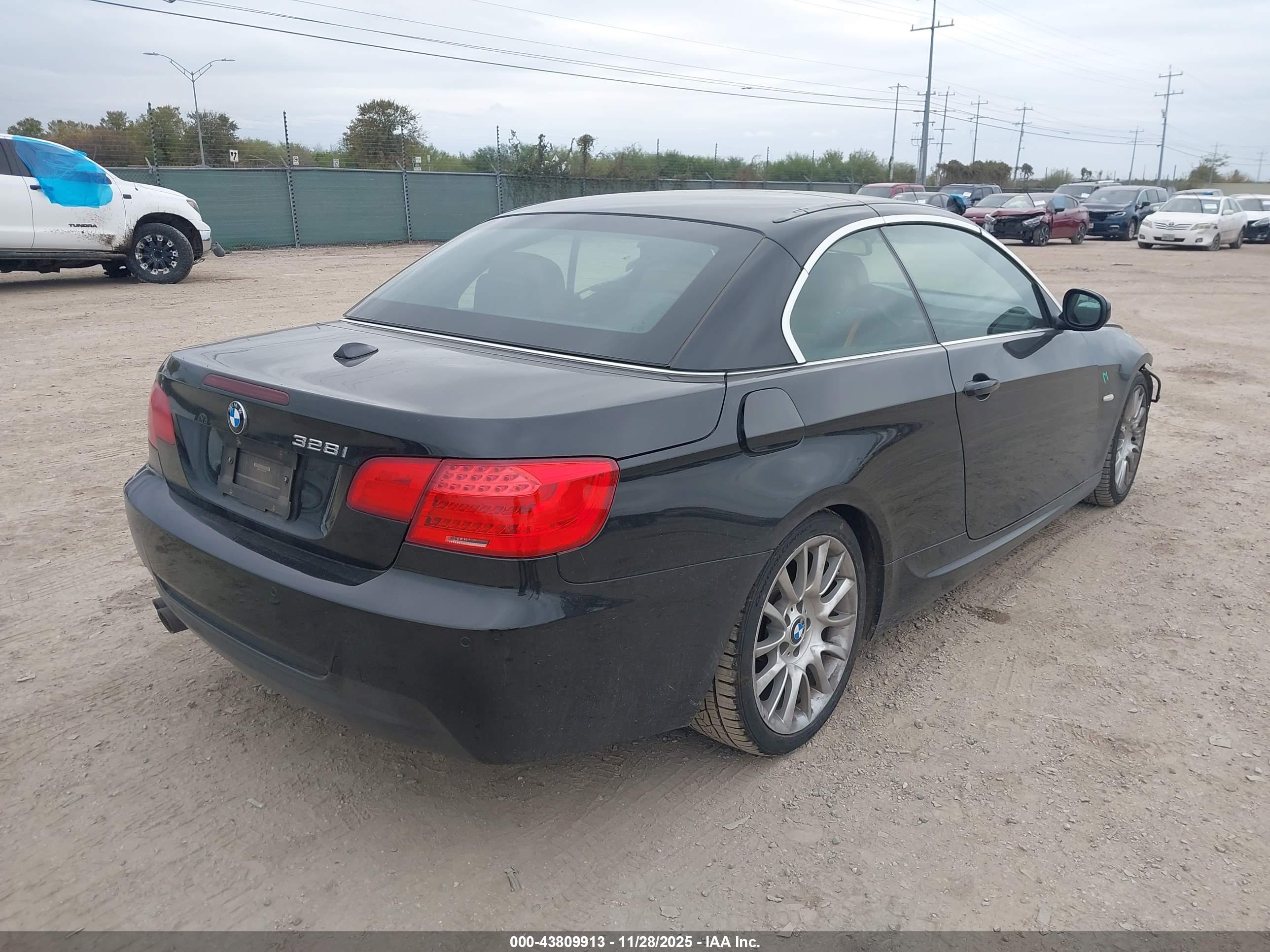 BMW 328I image 4