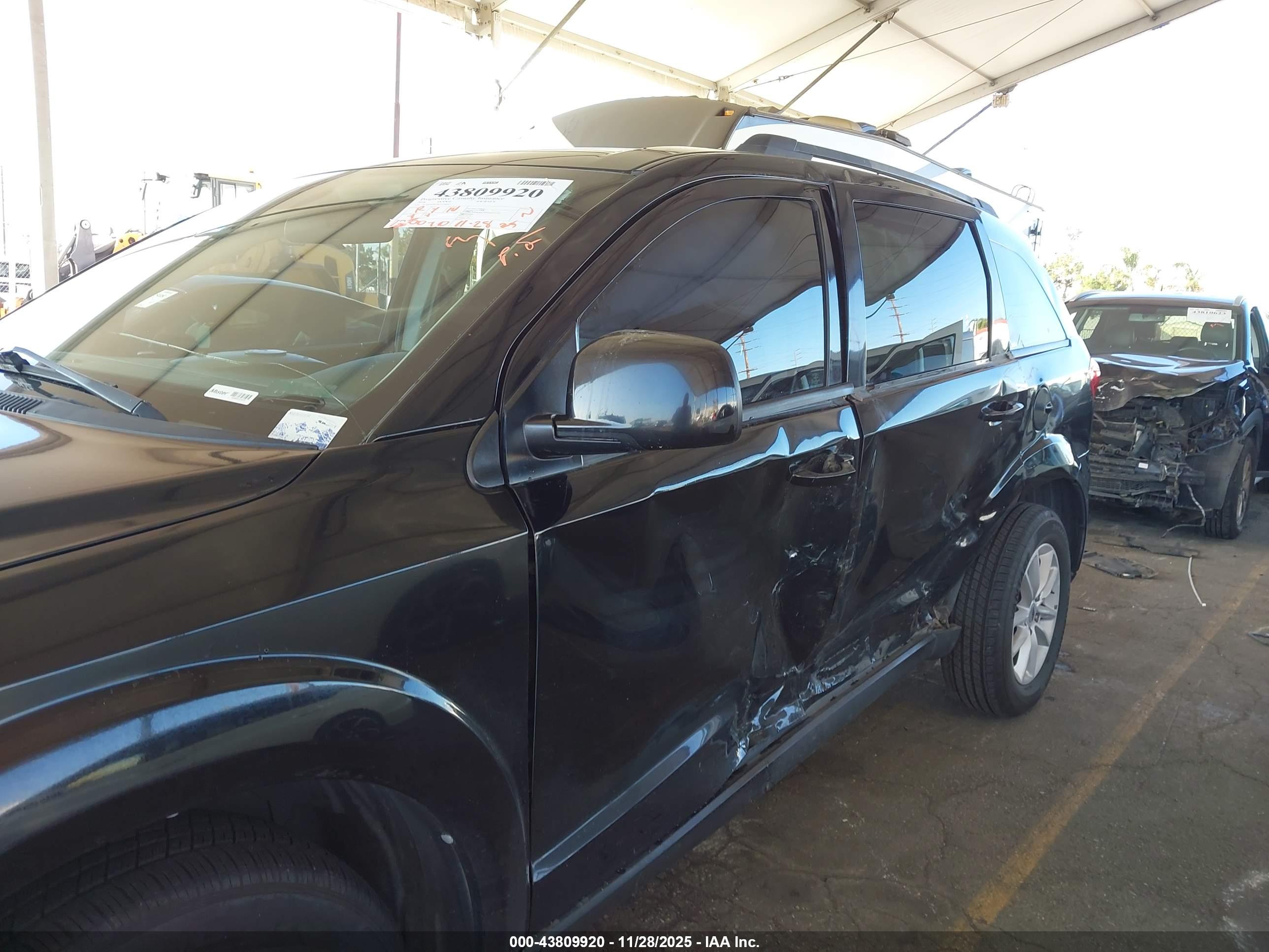 DODGE JOURNEY image 6