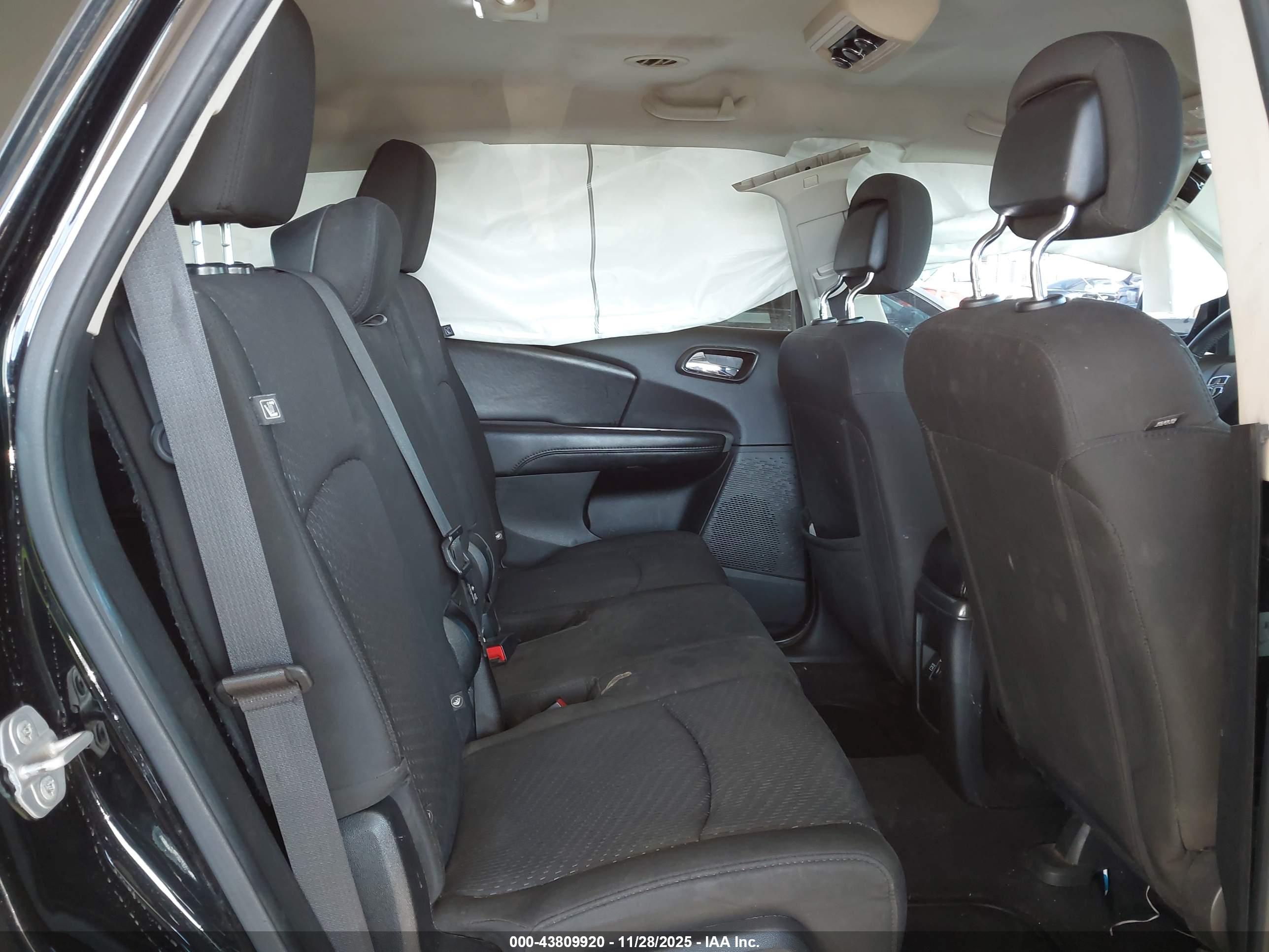 DODGE JOURNEY image 8