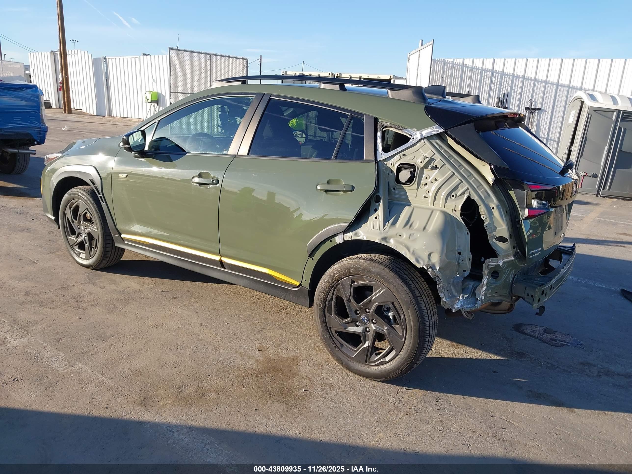 SUBARU CROSSTREK image 3