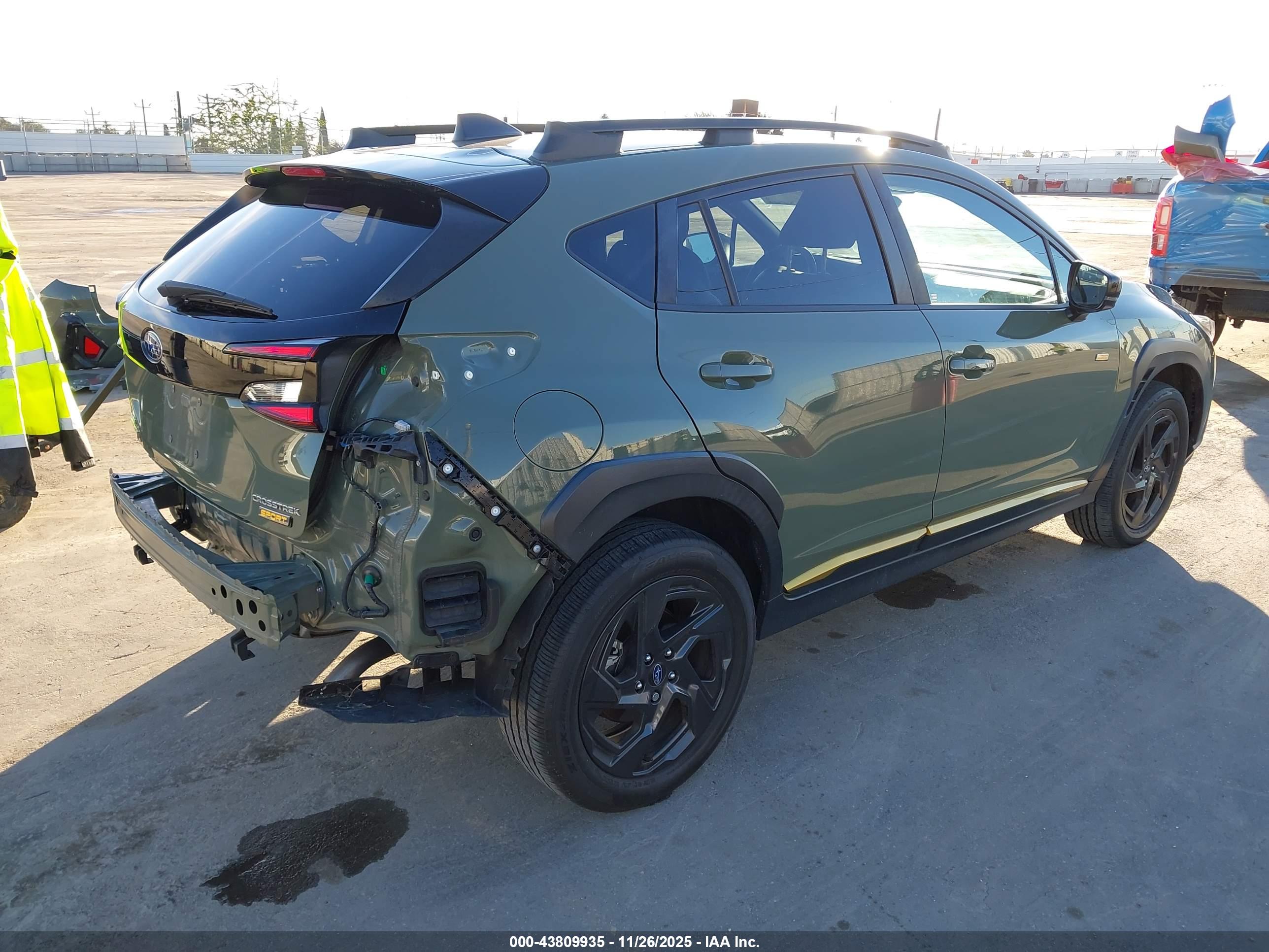 SUBARU CROSSTREK image 4