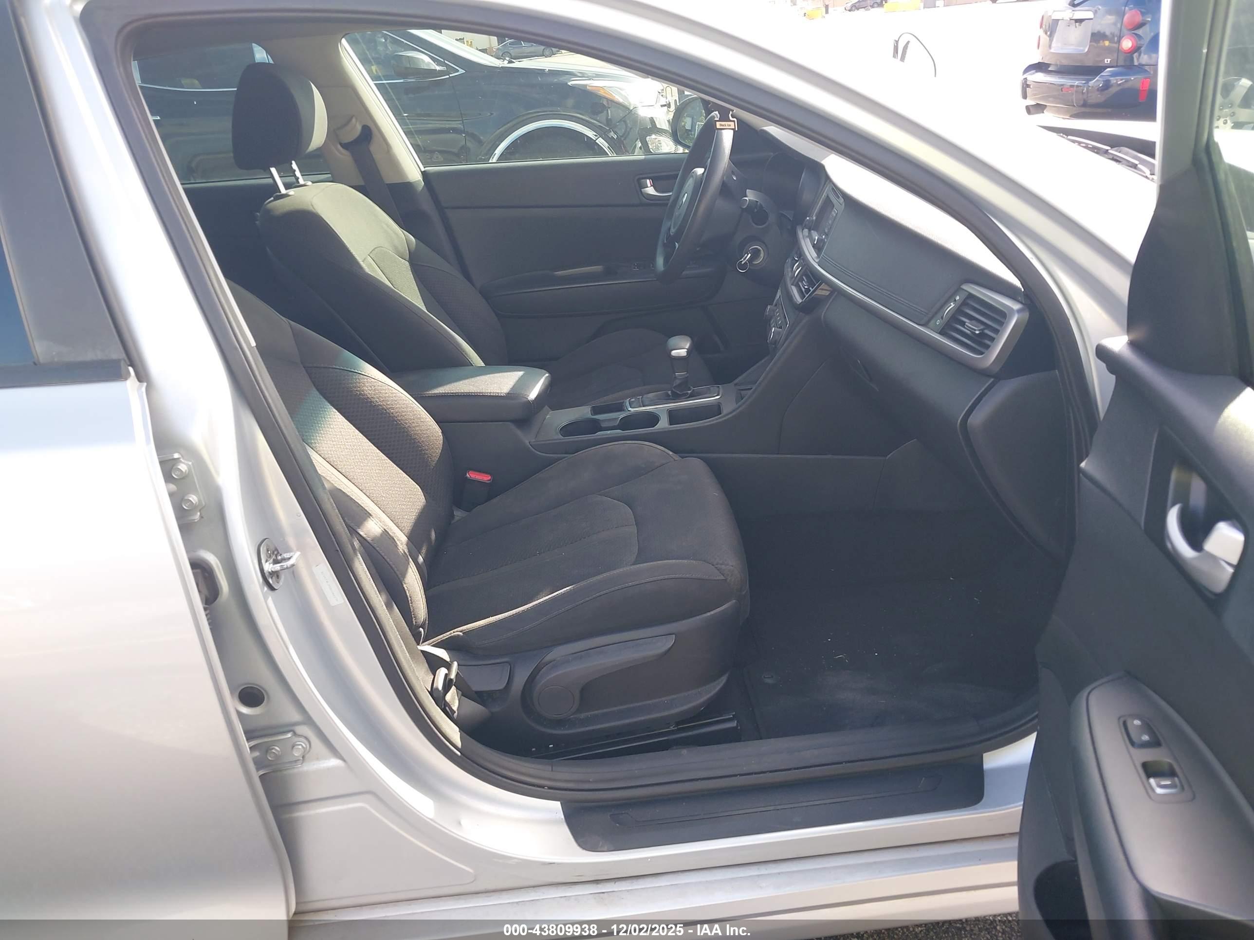 KIA OPTIMA image 5