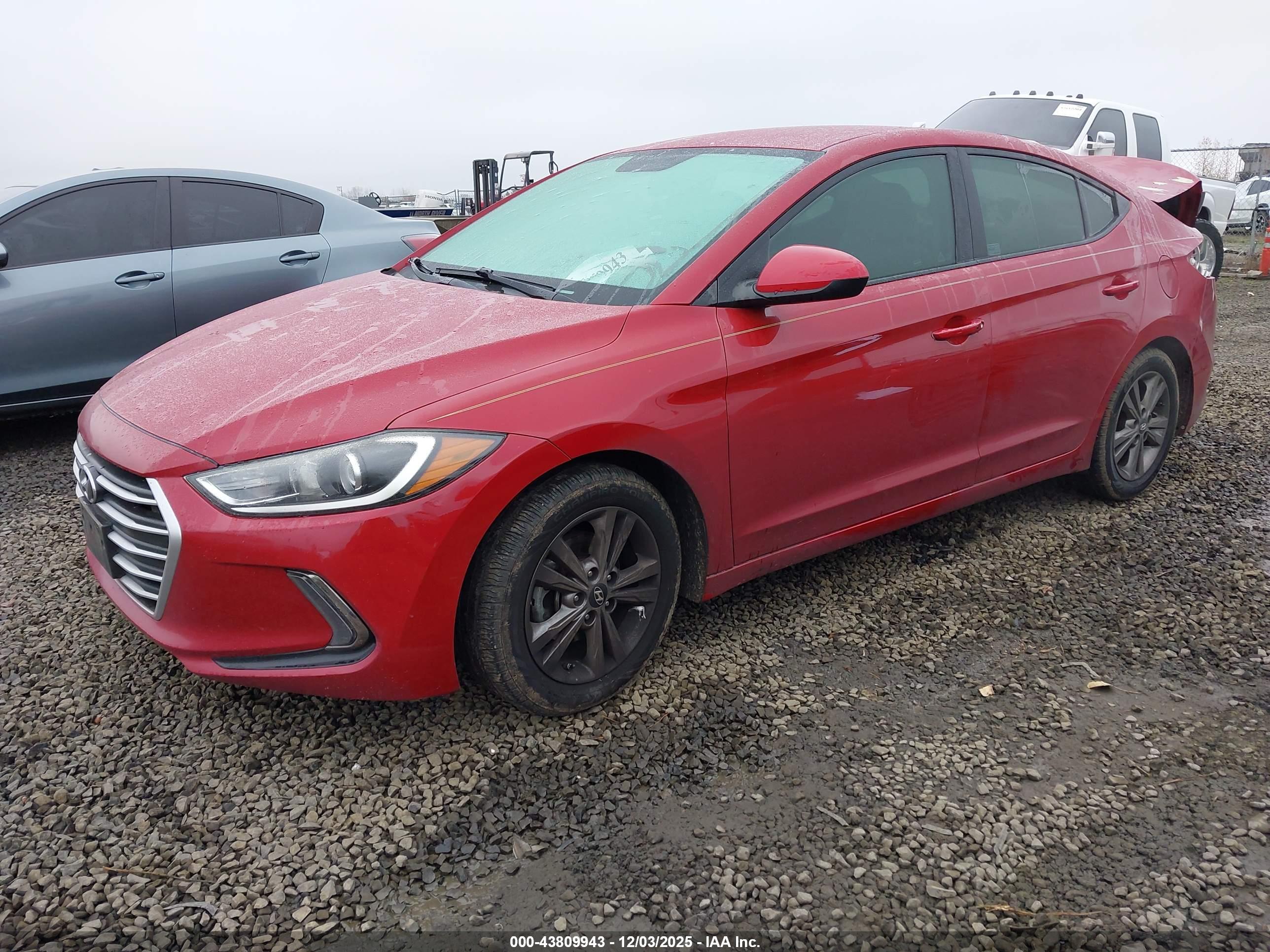 HYUNDAI ELANTRA image 2