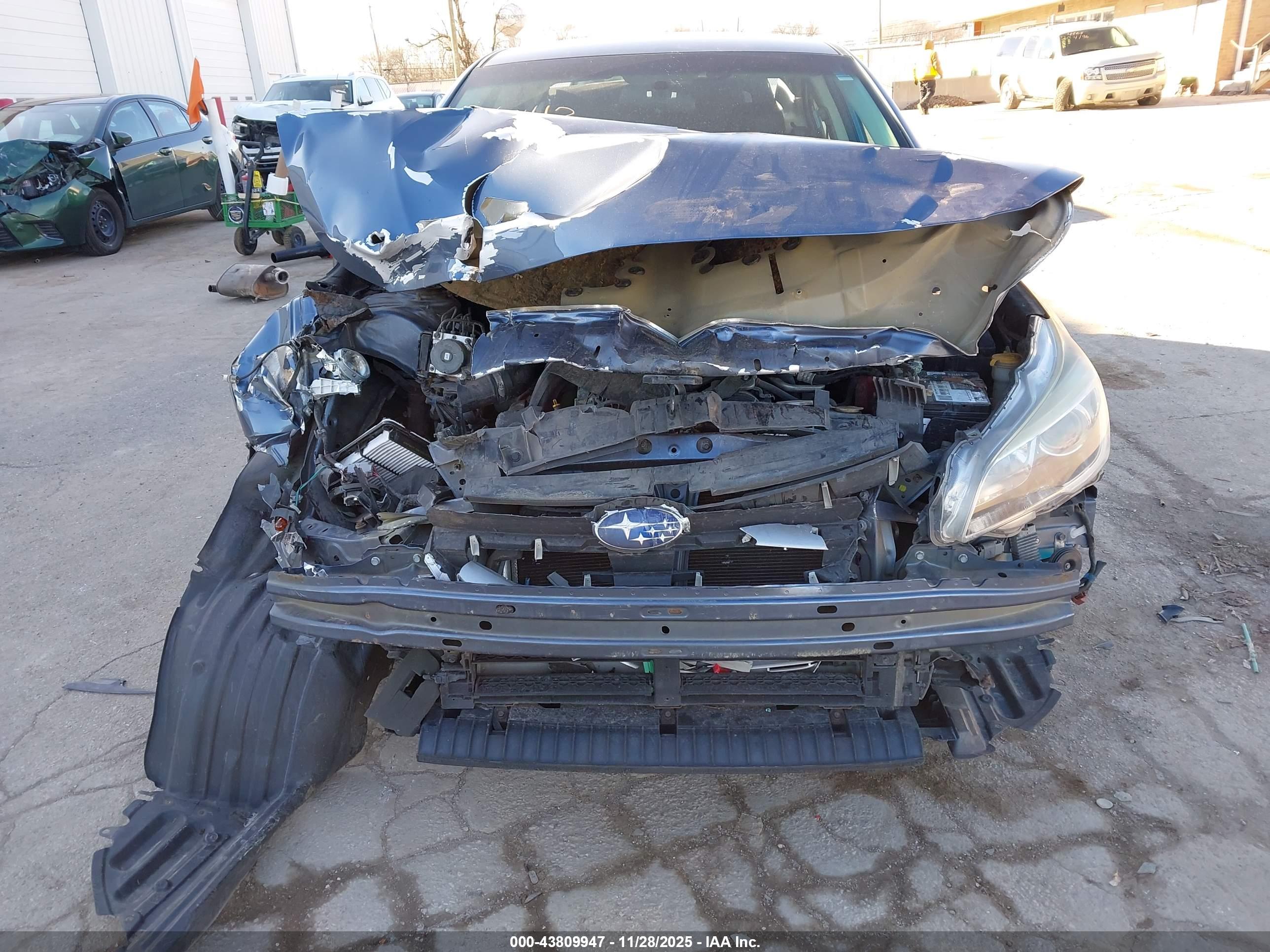SUBARU LEGACY image 6