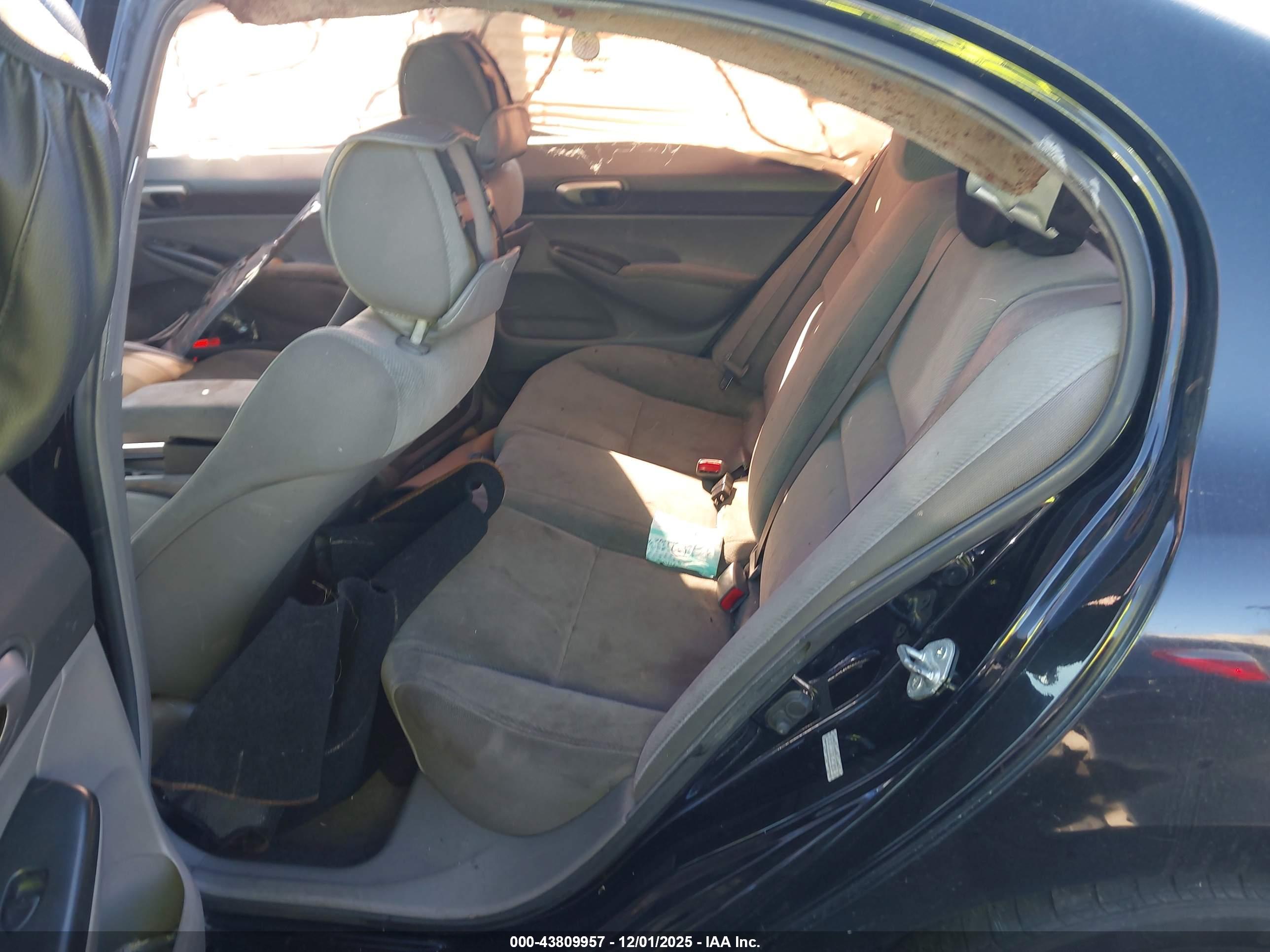 HONDA CIVIC image 8