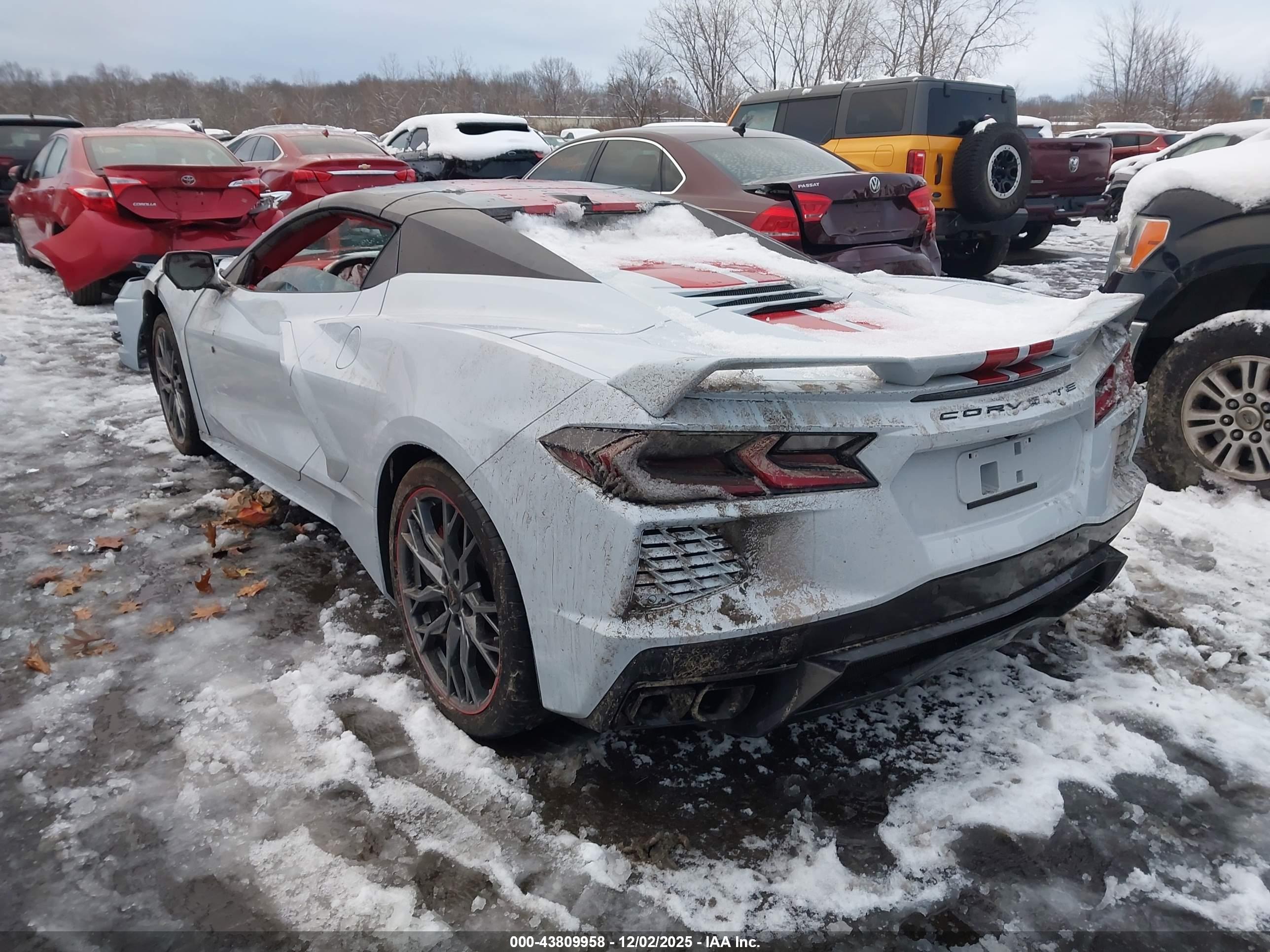 CHEVROLET CORVETTE image 3