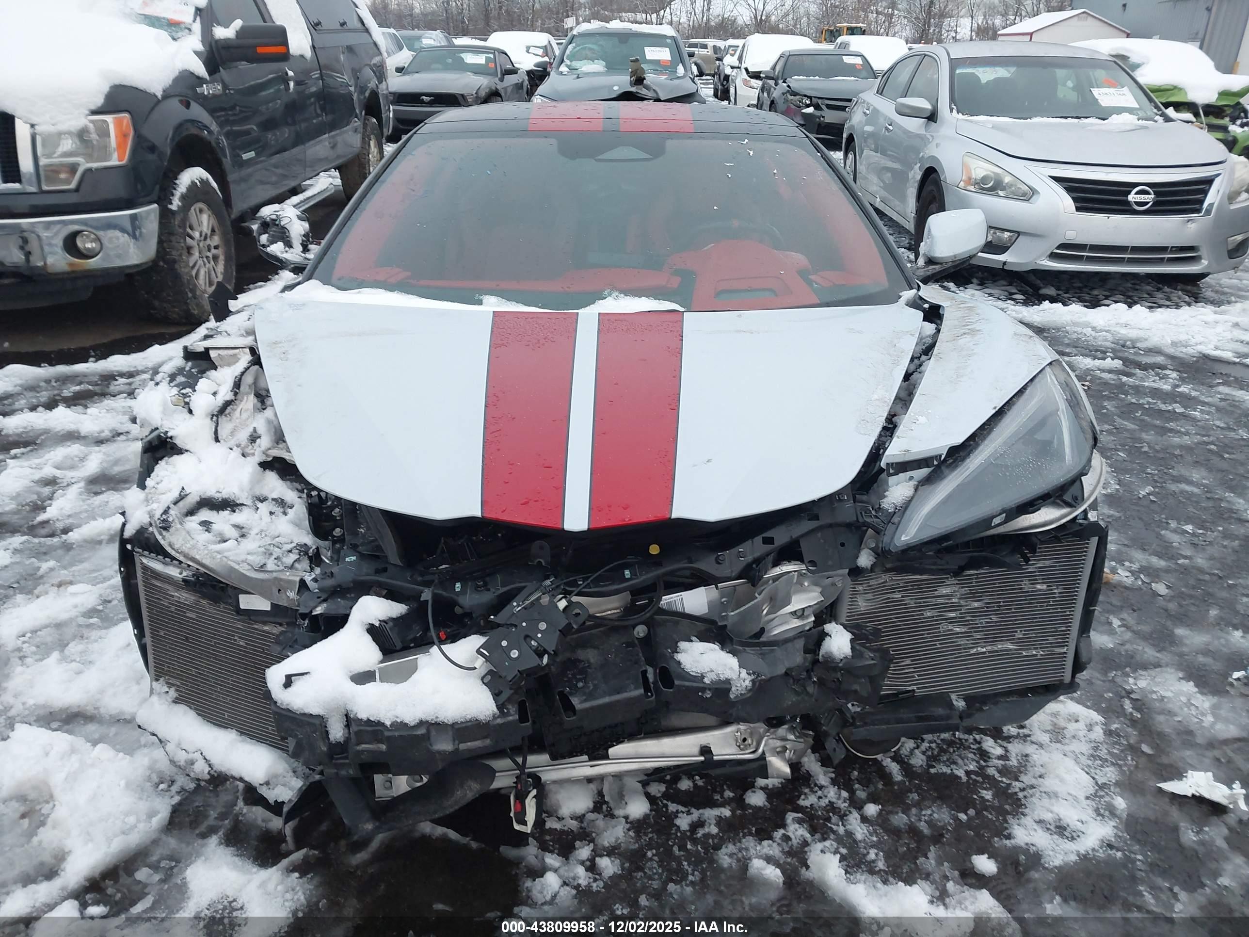 CHEVROLET CORVETTE image 6