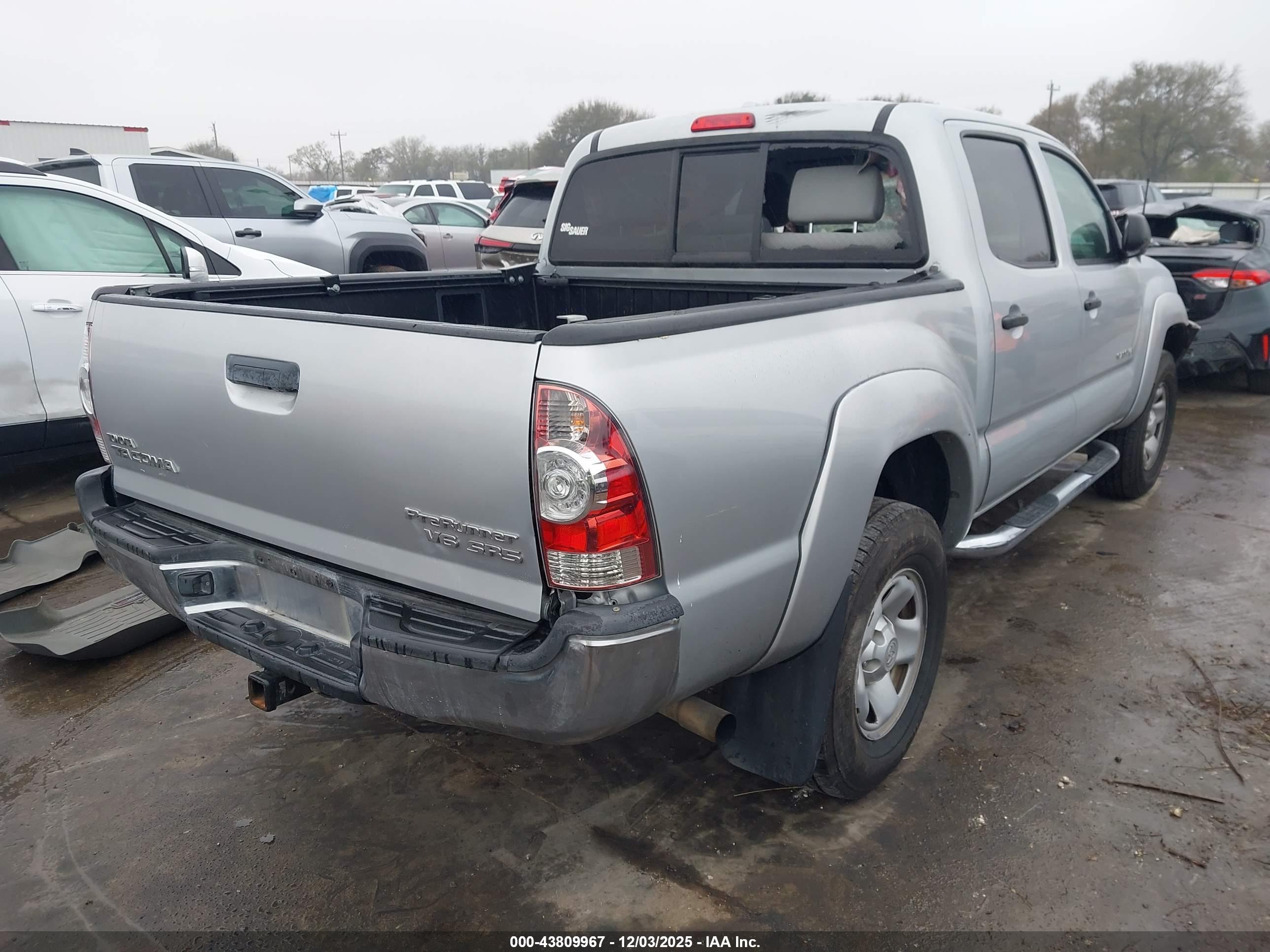 TOYOTA TACOMA image 4