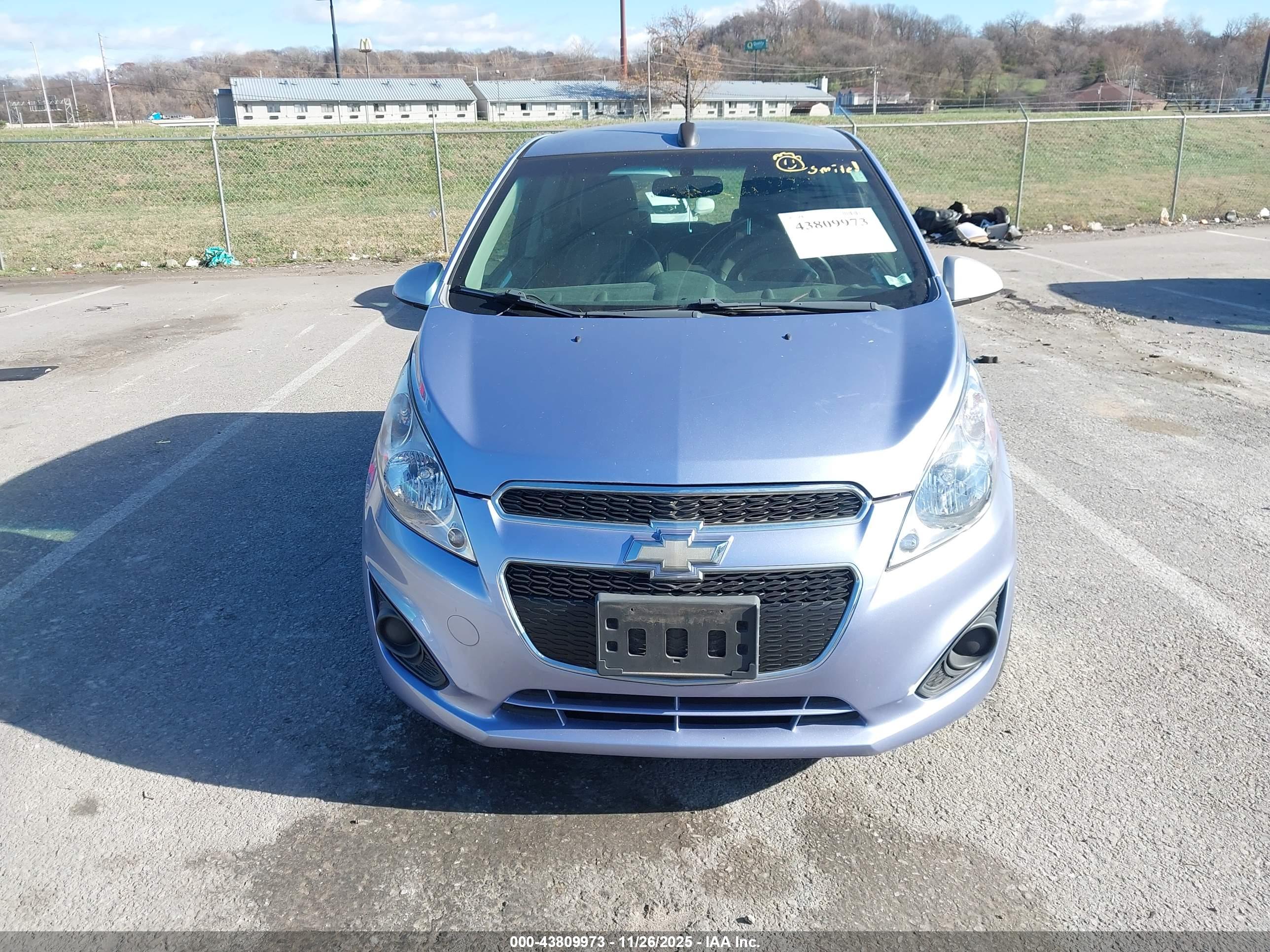 CHEVROLET SPARK image 6