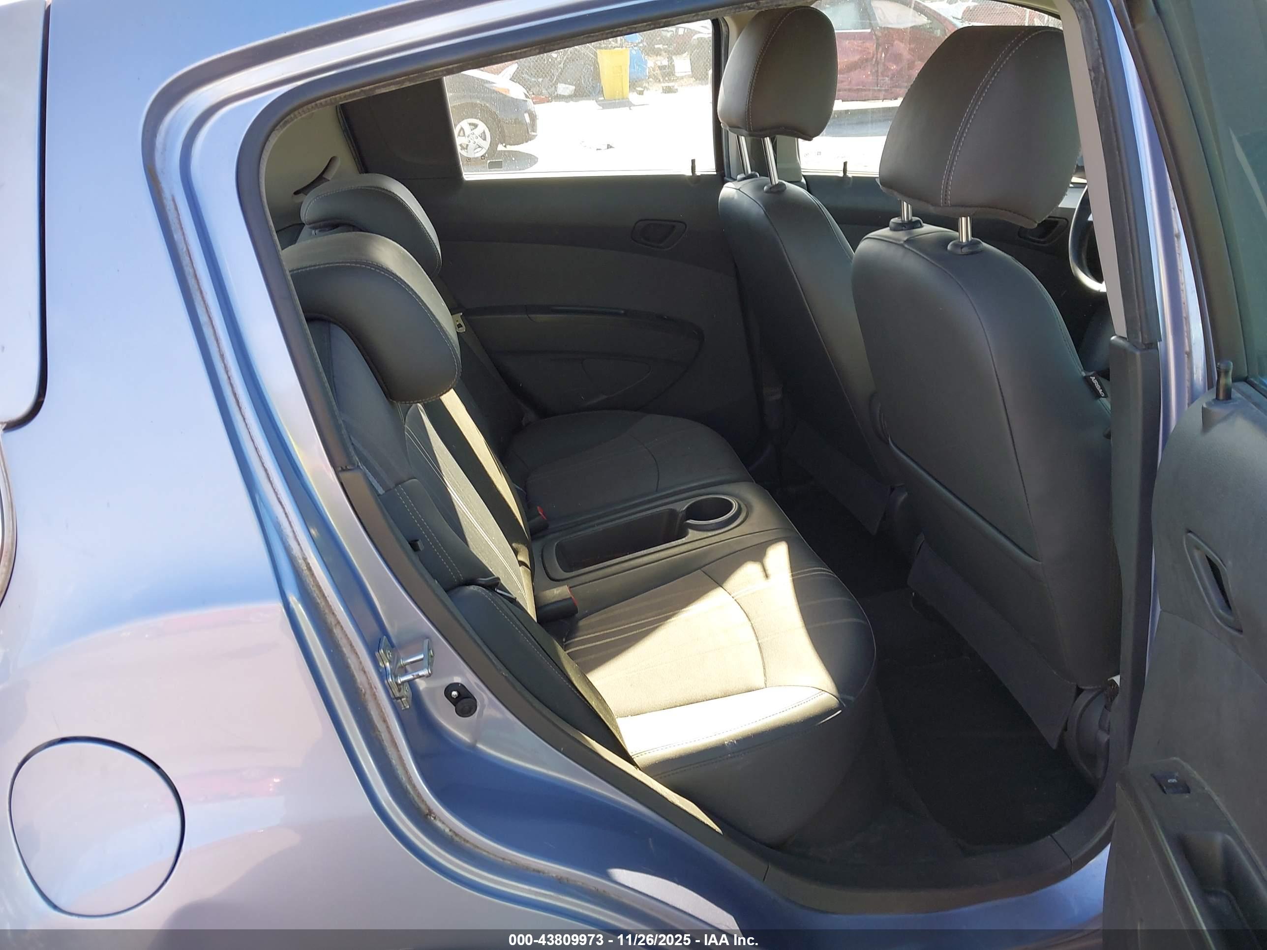 CHEVROLET SPARK image 8