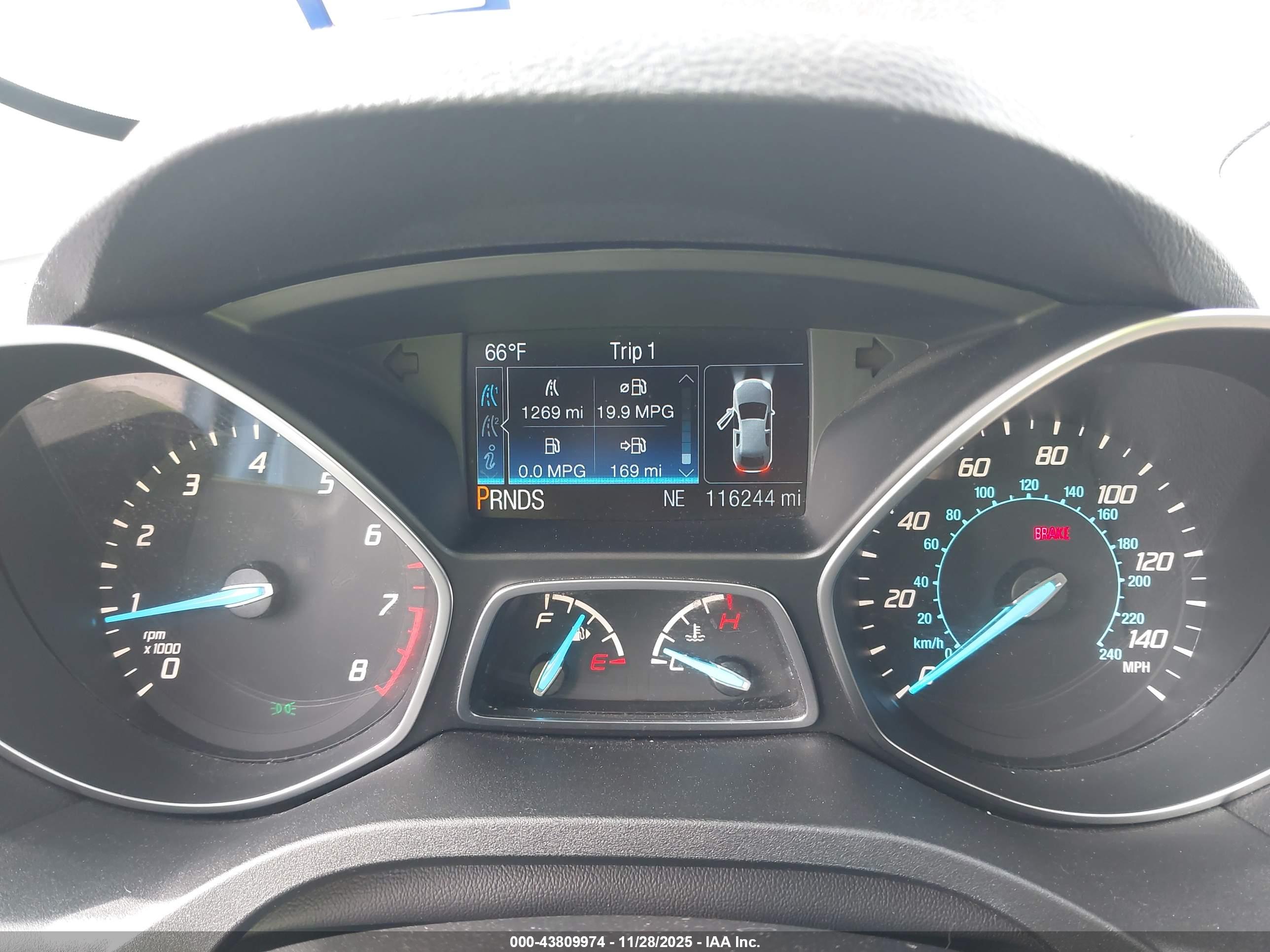 FORD ESCAPE image 7