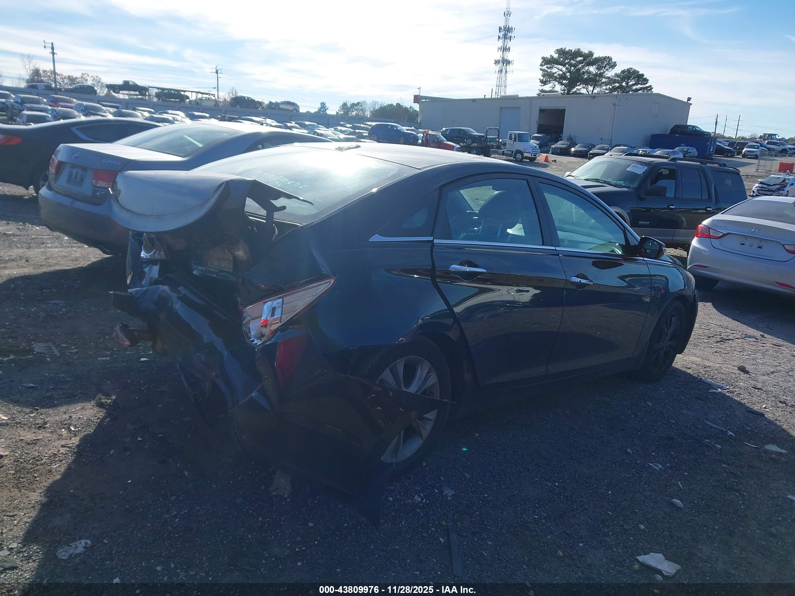 HYUNDAI SONATA image 4