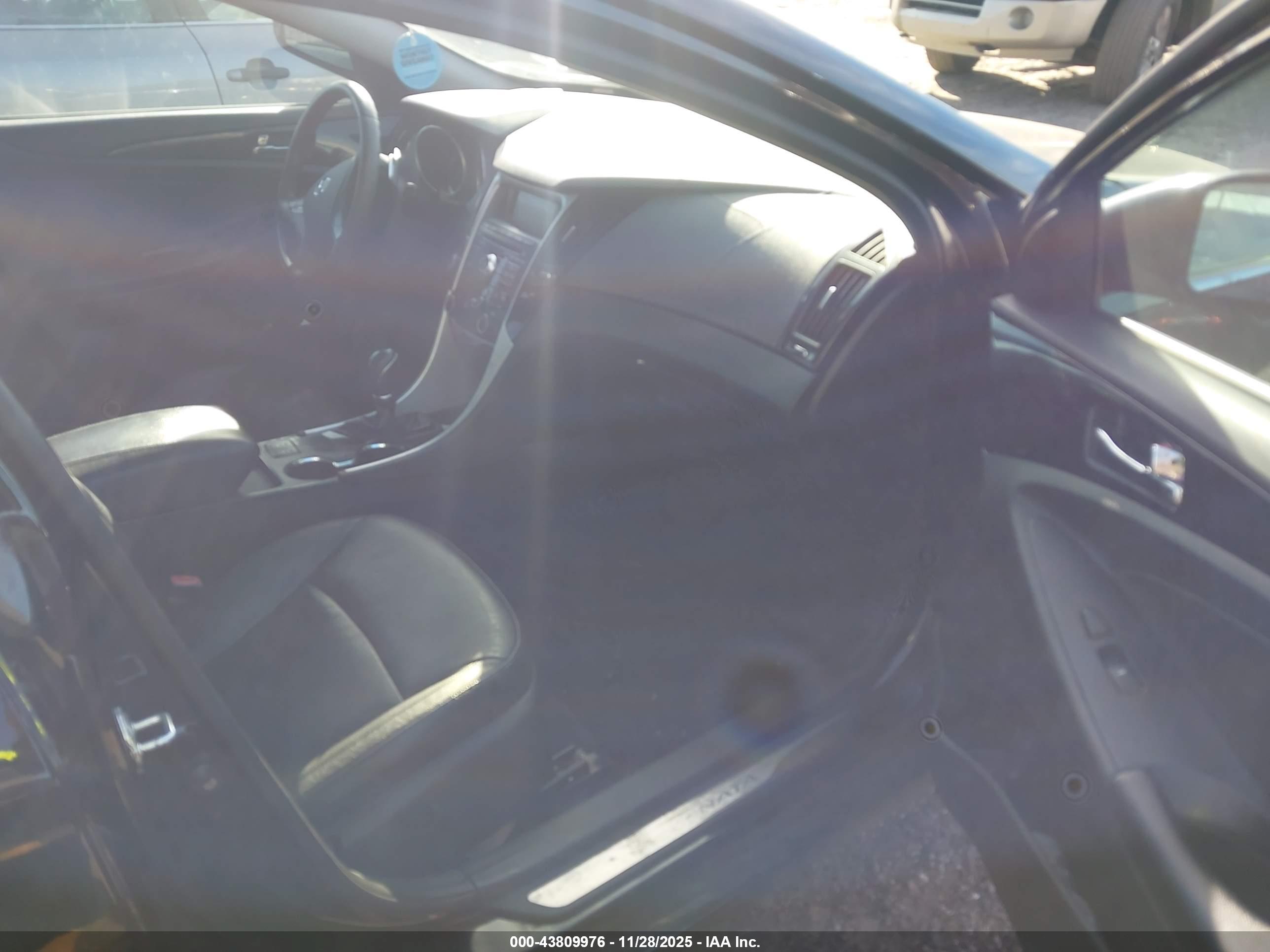 HYUNDAI SONATA image 5