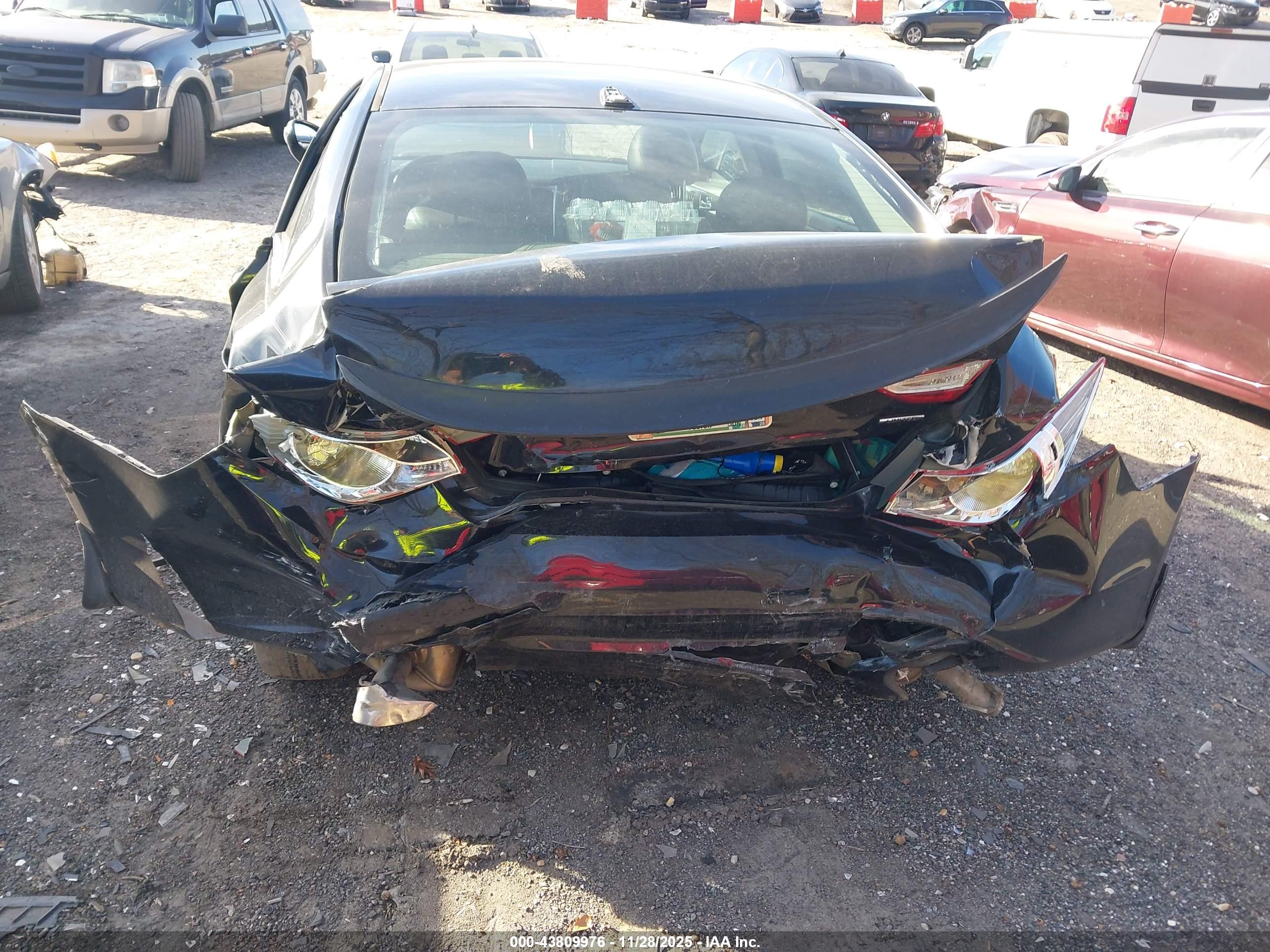 HYUNDAI SONATA image 6