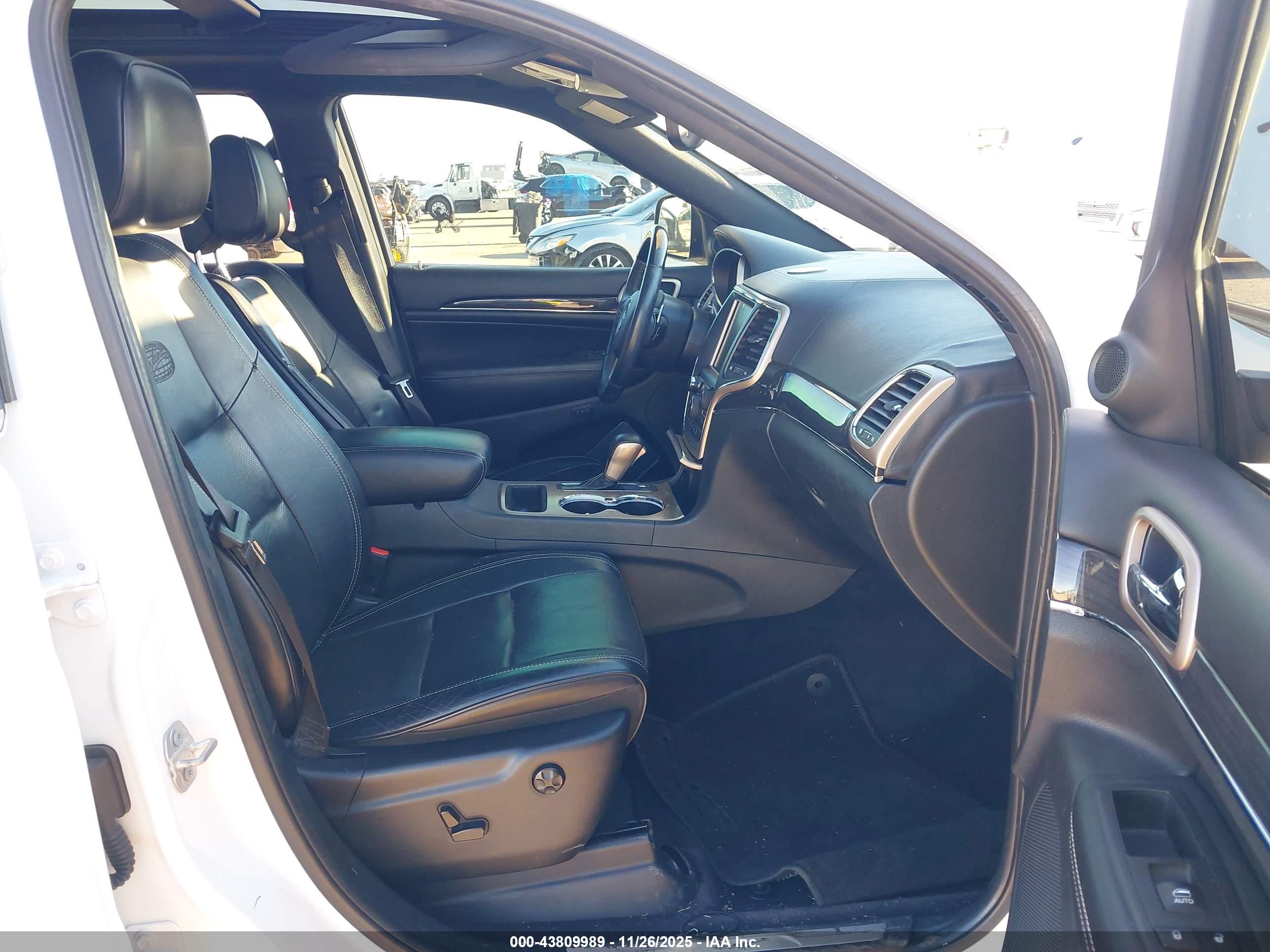 JEEP GRAND image 5