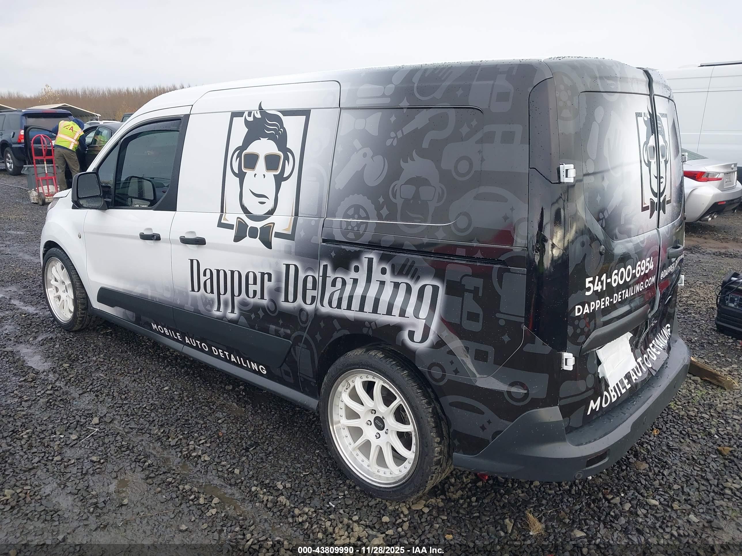 FORD TRANSIT image 3