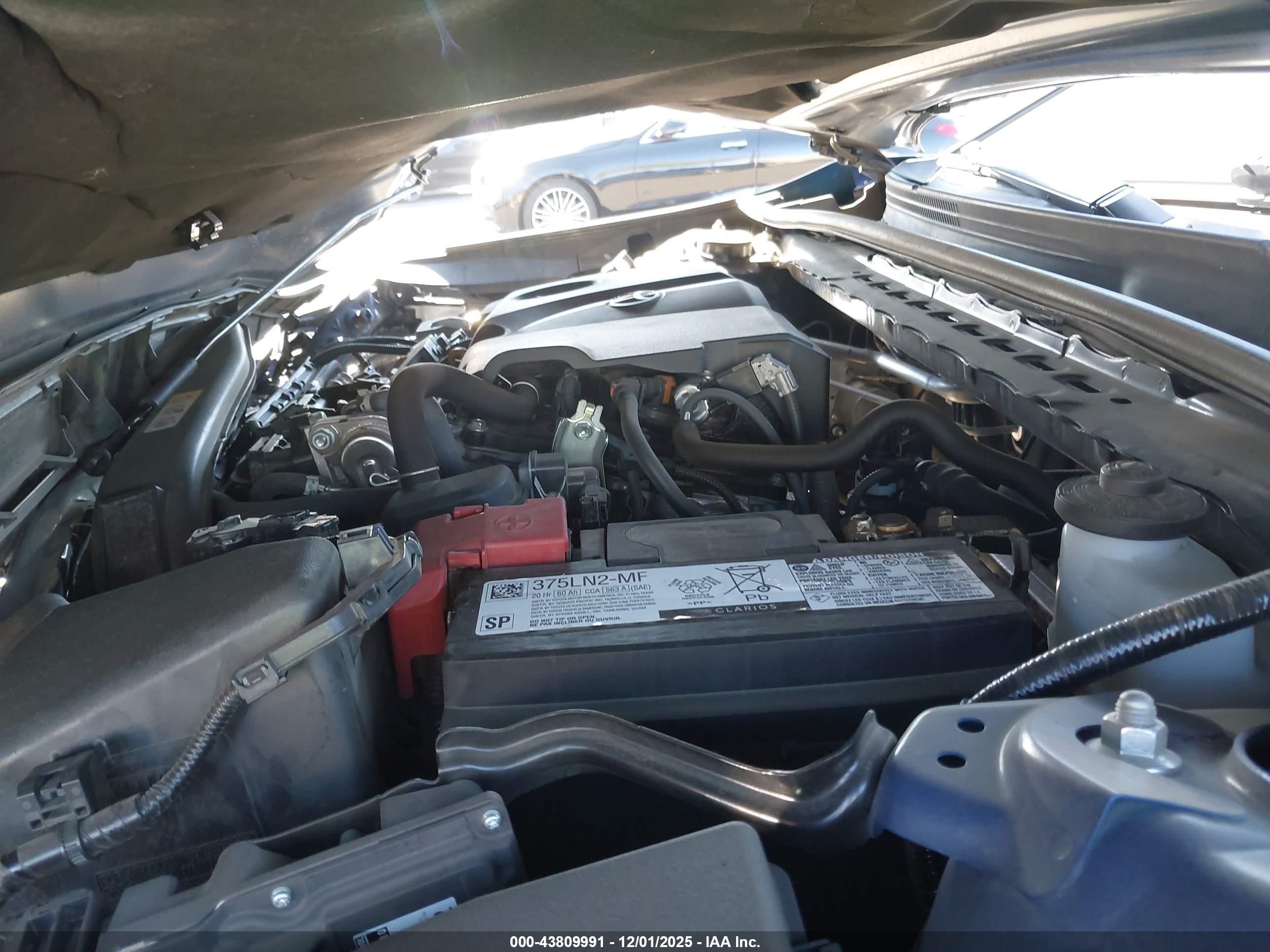 TOYOTA CAMRY image 10