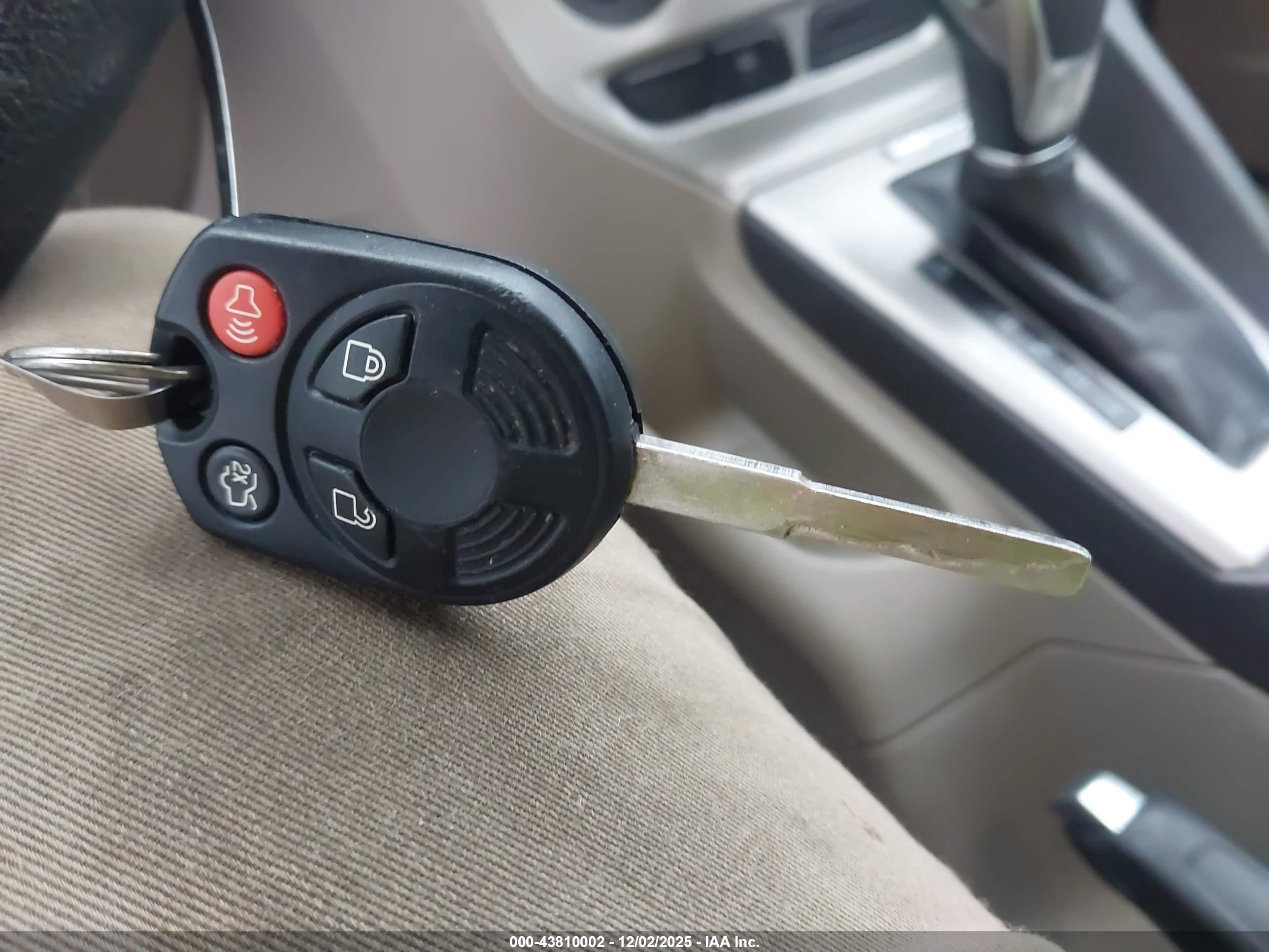 FORD FOCUS image 11