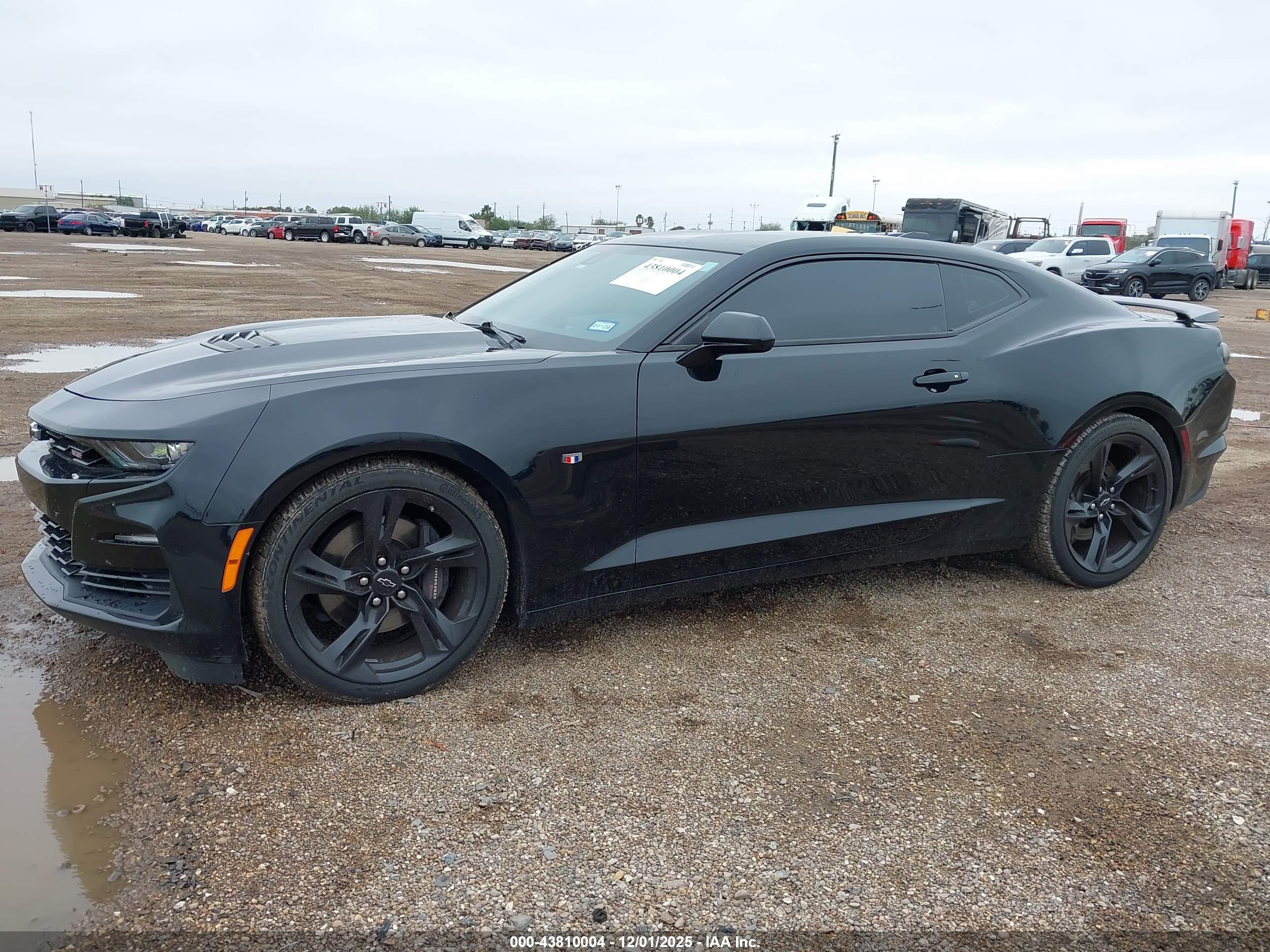 CHEVROLET CAMARO image 2