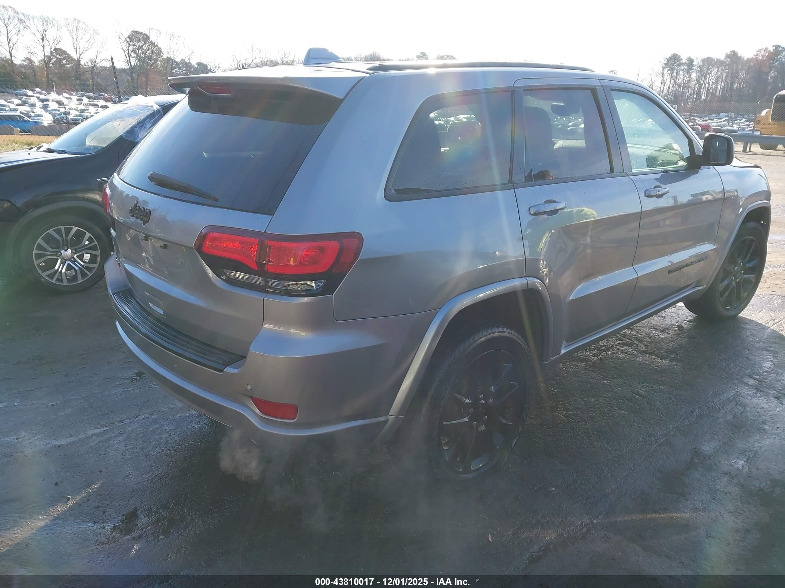 JEEP GRAND image 4